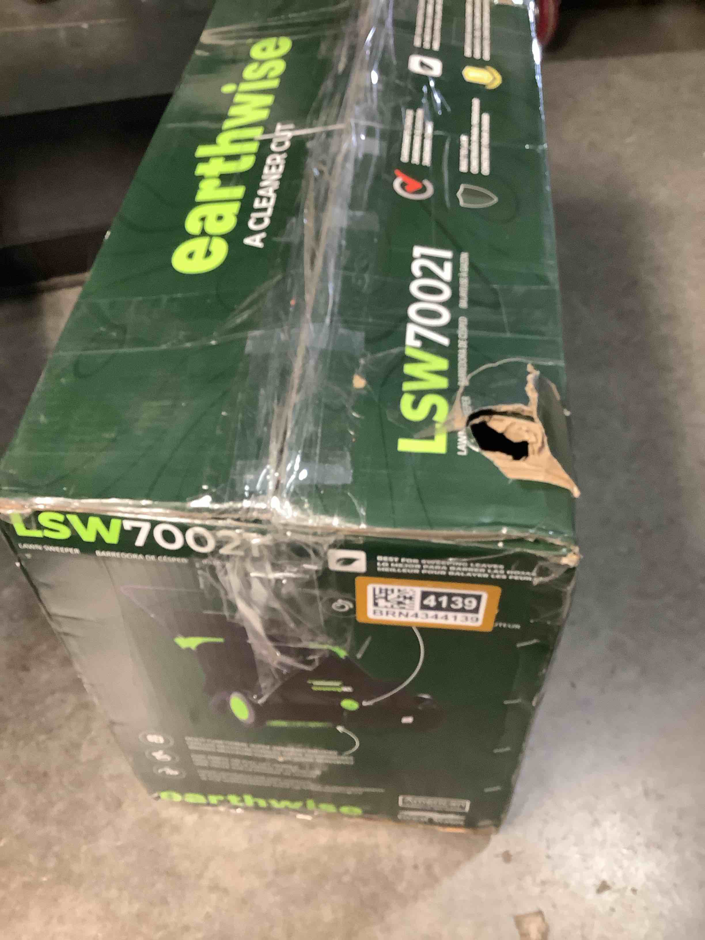 https://s3.amazonaws.com/lotting-images-prod/NKYBargainOutlett/BRN4344139_1777565293119.jpeg