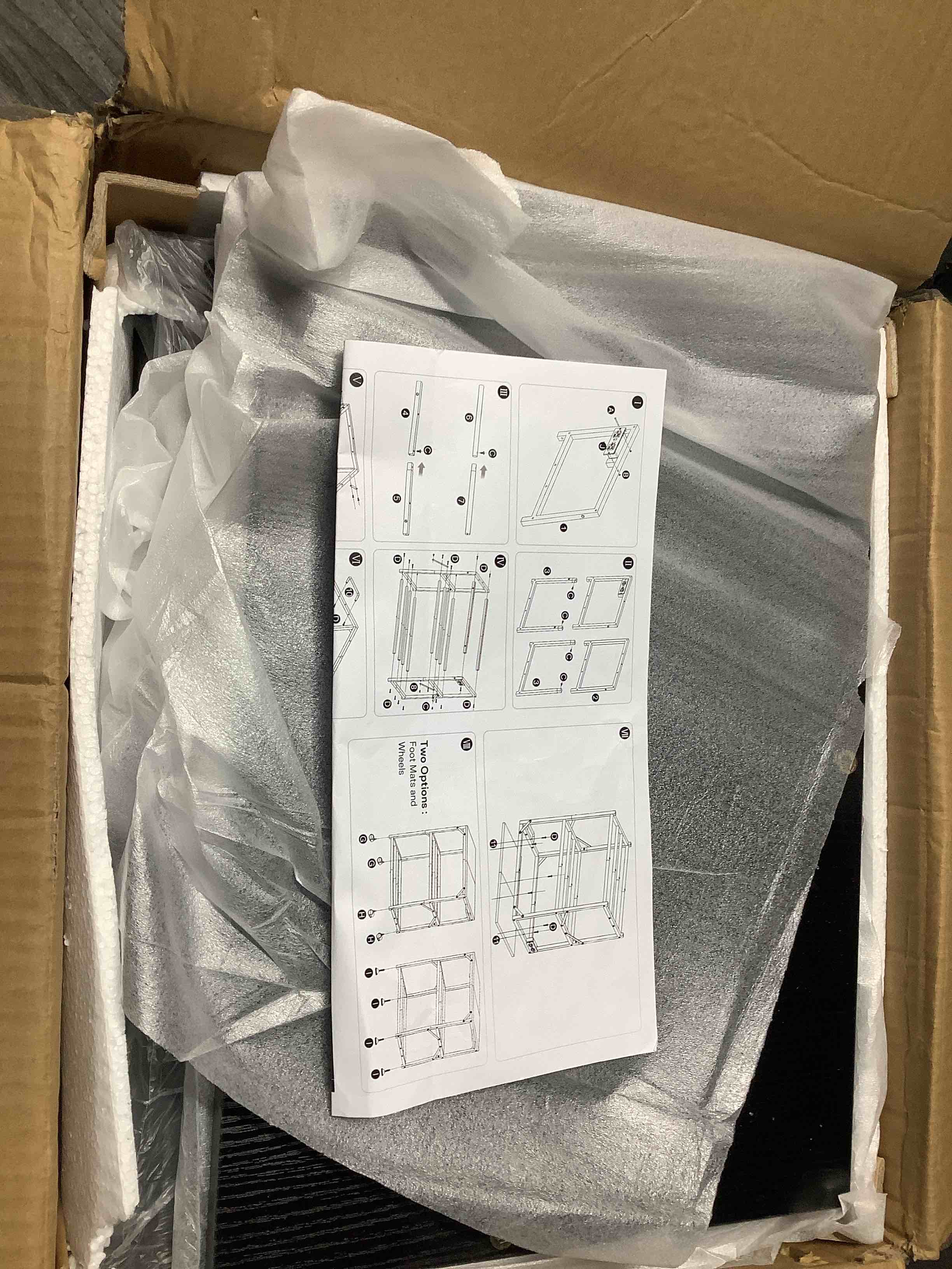 https://s3.amazonaws.com/lotting-images-prod/NKYBargainOutlett/BRN4344146_1777559489733.jpeg