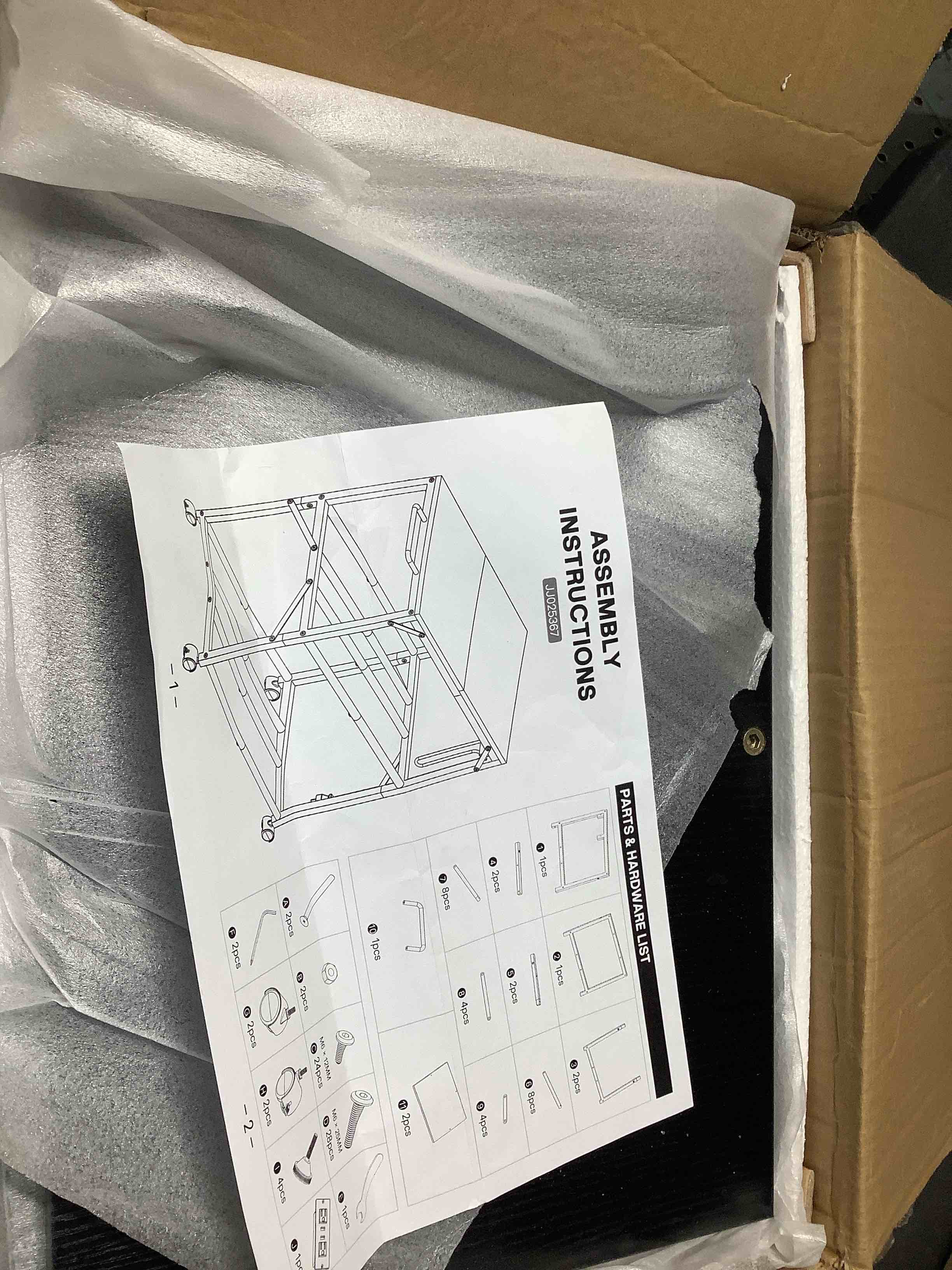 https://s3.amazonaws.com/lotting-images-prod/NKYBargainOutlett/BRN4344146_1777559505195.jpeg