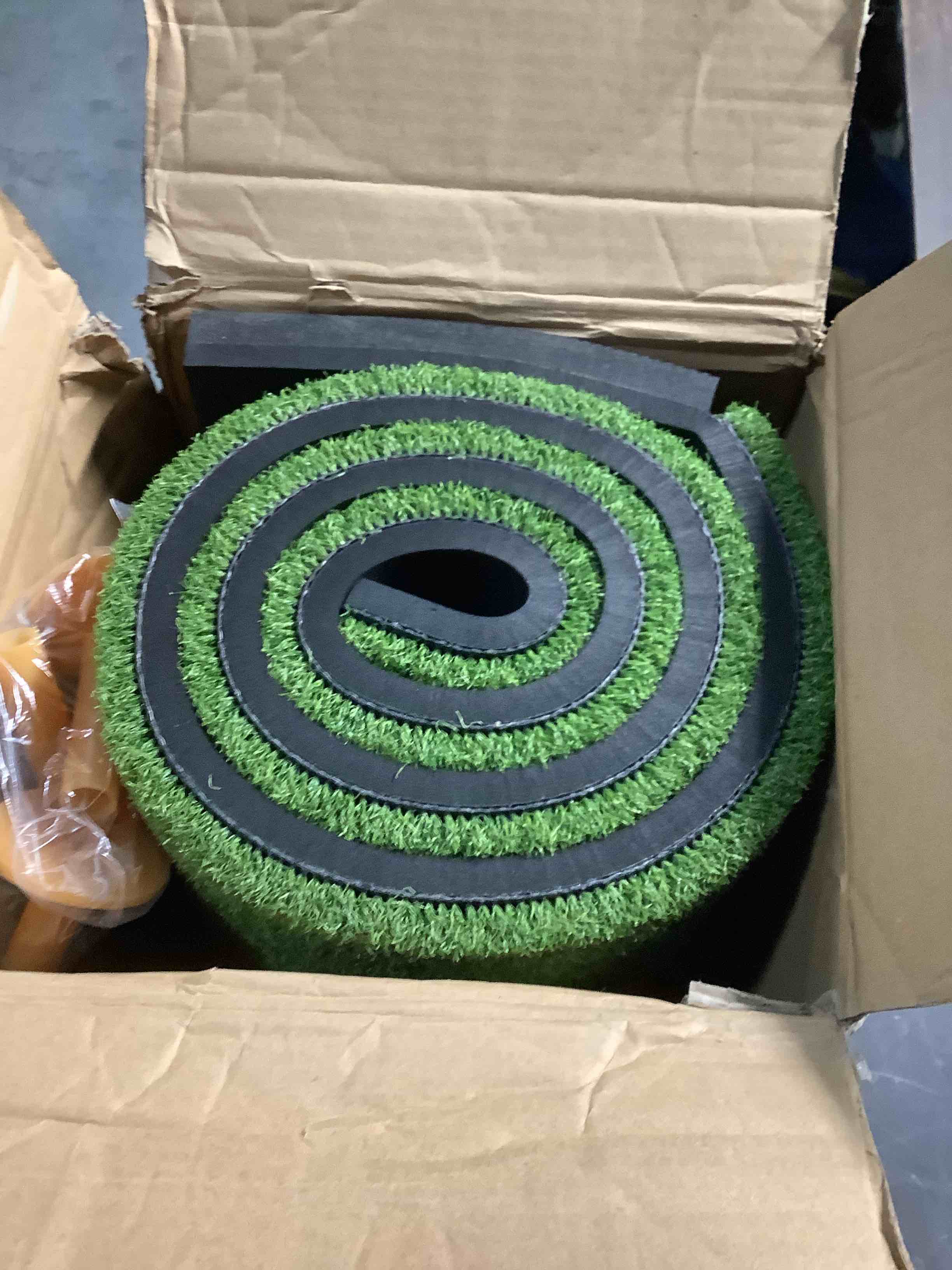 https://s3.amazonaws.com/lotting-images-prod/NKYBargainOutlett/BRN4344166_1777493014404.jpeg
