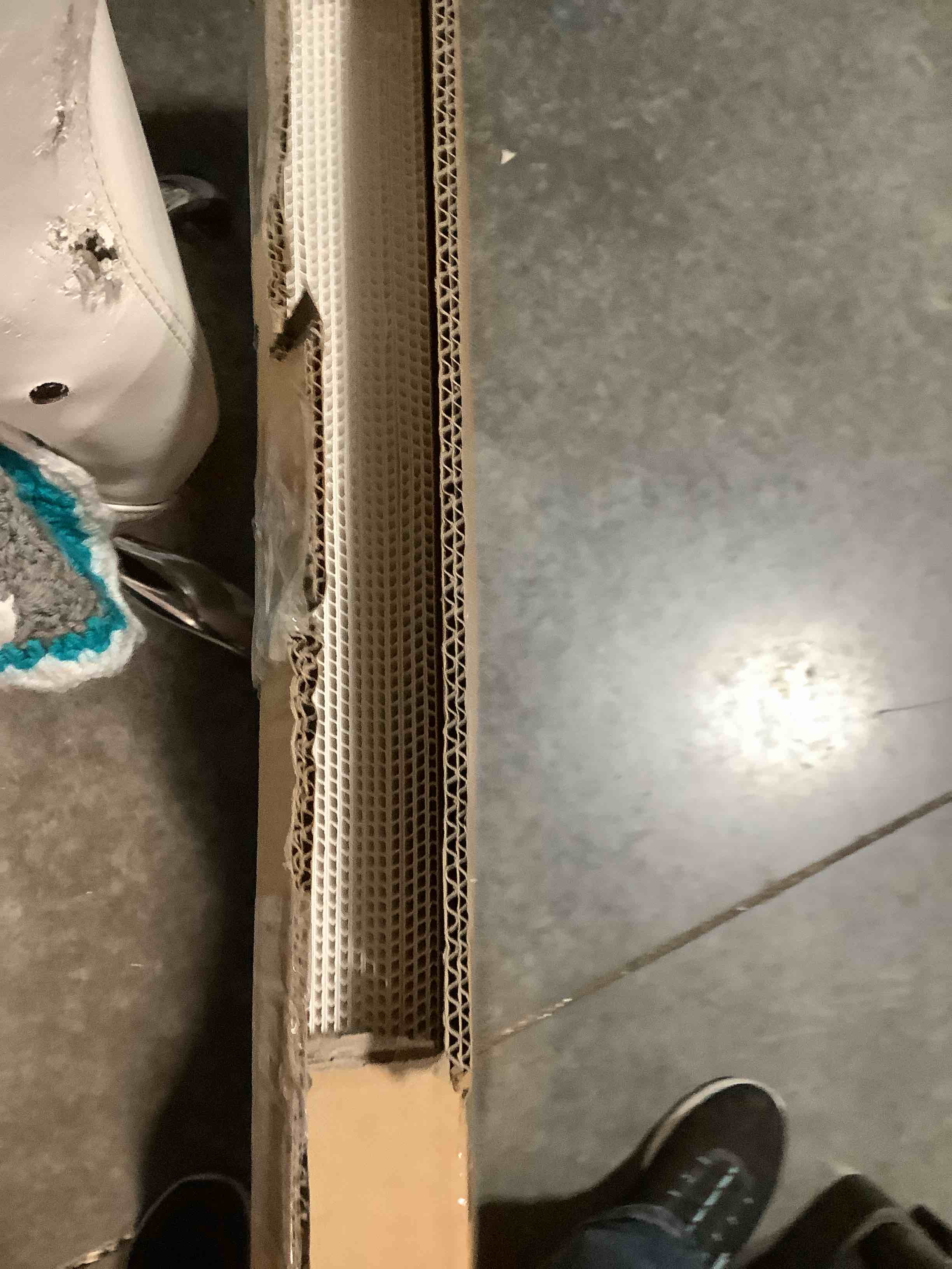 Condition photo showing Good Condition for 12 pack 24'' x 36'' large white corrugated plastic sign blank poster board double sided for outdoor garage sale, rent, birthday party, guidepost decorations