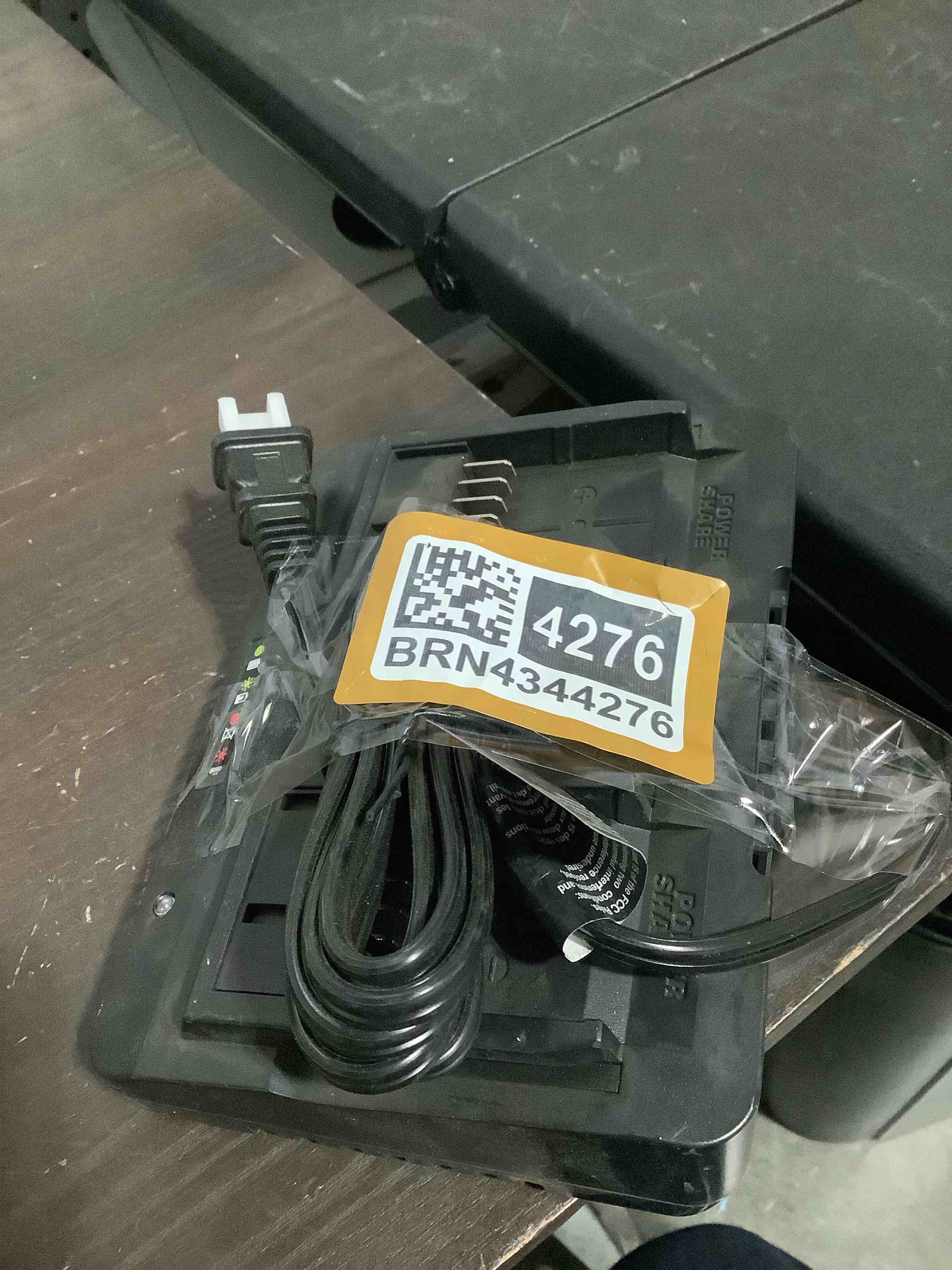 https://s3.amazonaws.com/lotting-images-prod/NKYBargainOutlett/BRN4344276_1778178752722.jpeg