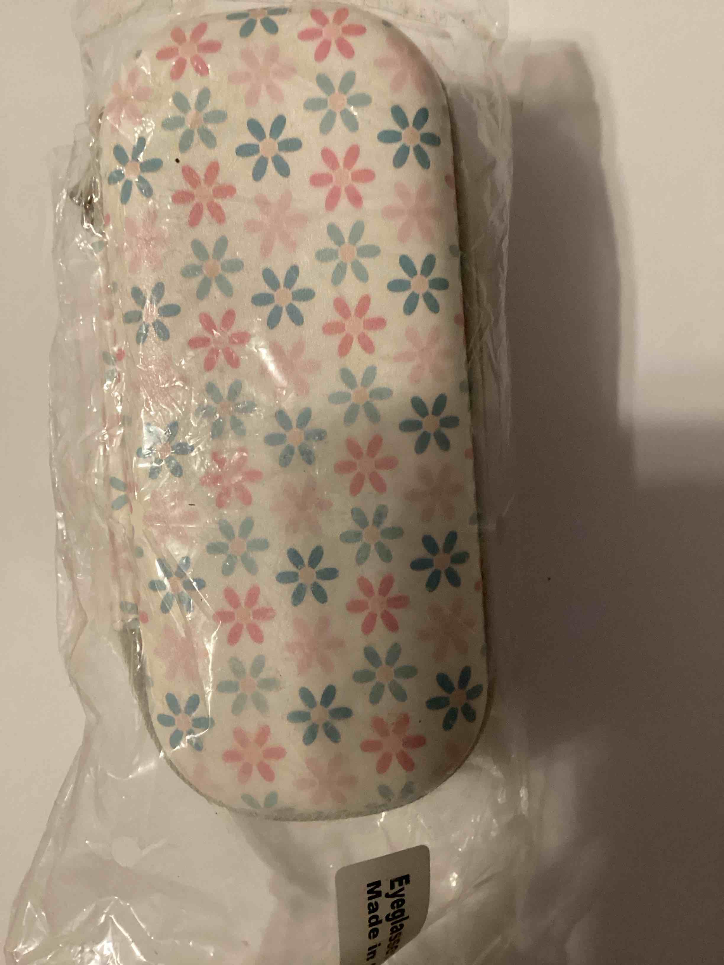 Condition photo showing New/Like New for skycase floral hard shell sunglass case zipper eyeglass holder travel case 