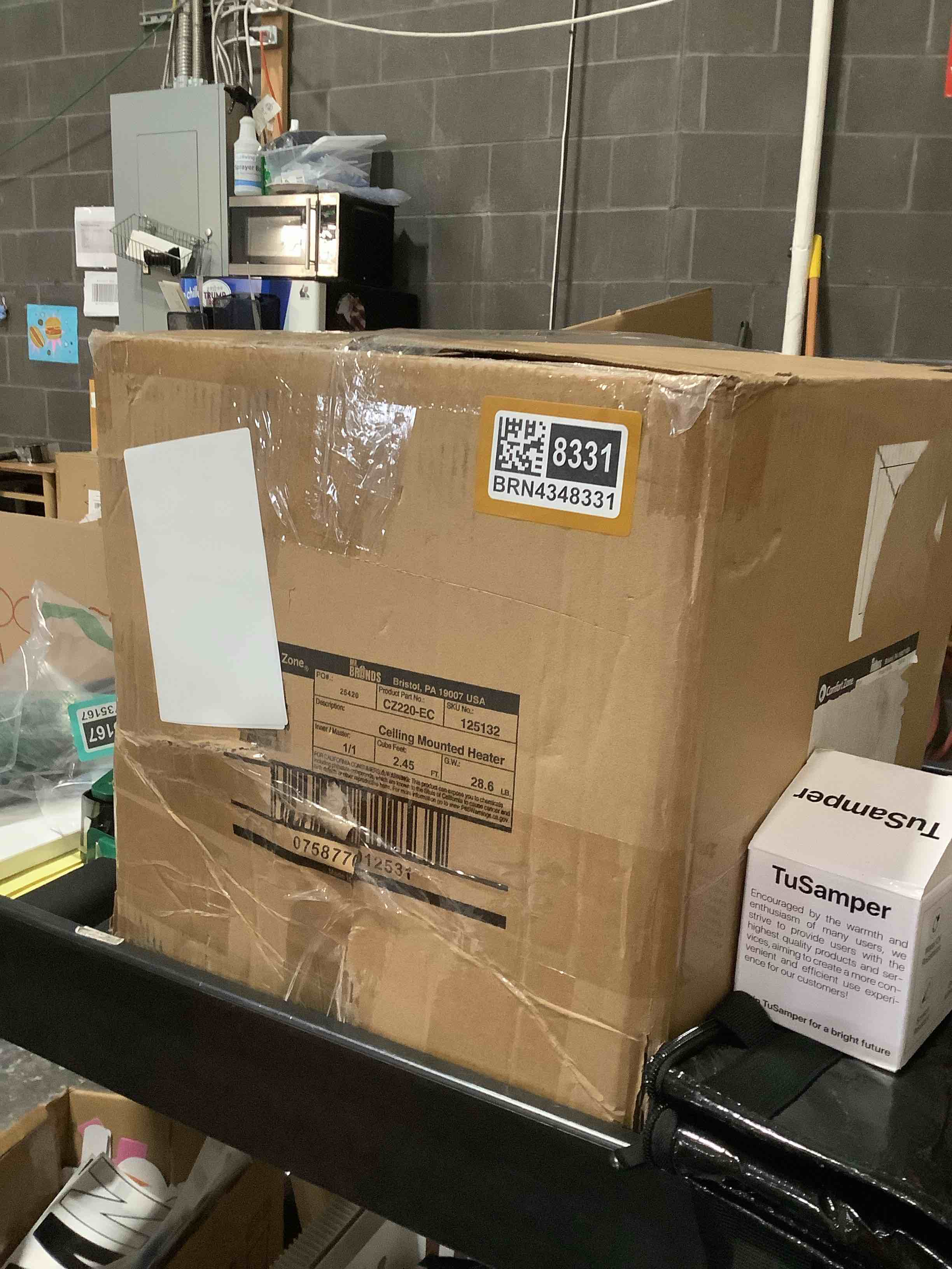 Condition photo showing Good Condition for Mystery Box 40 Items