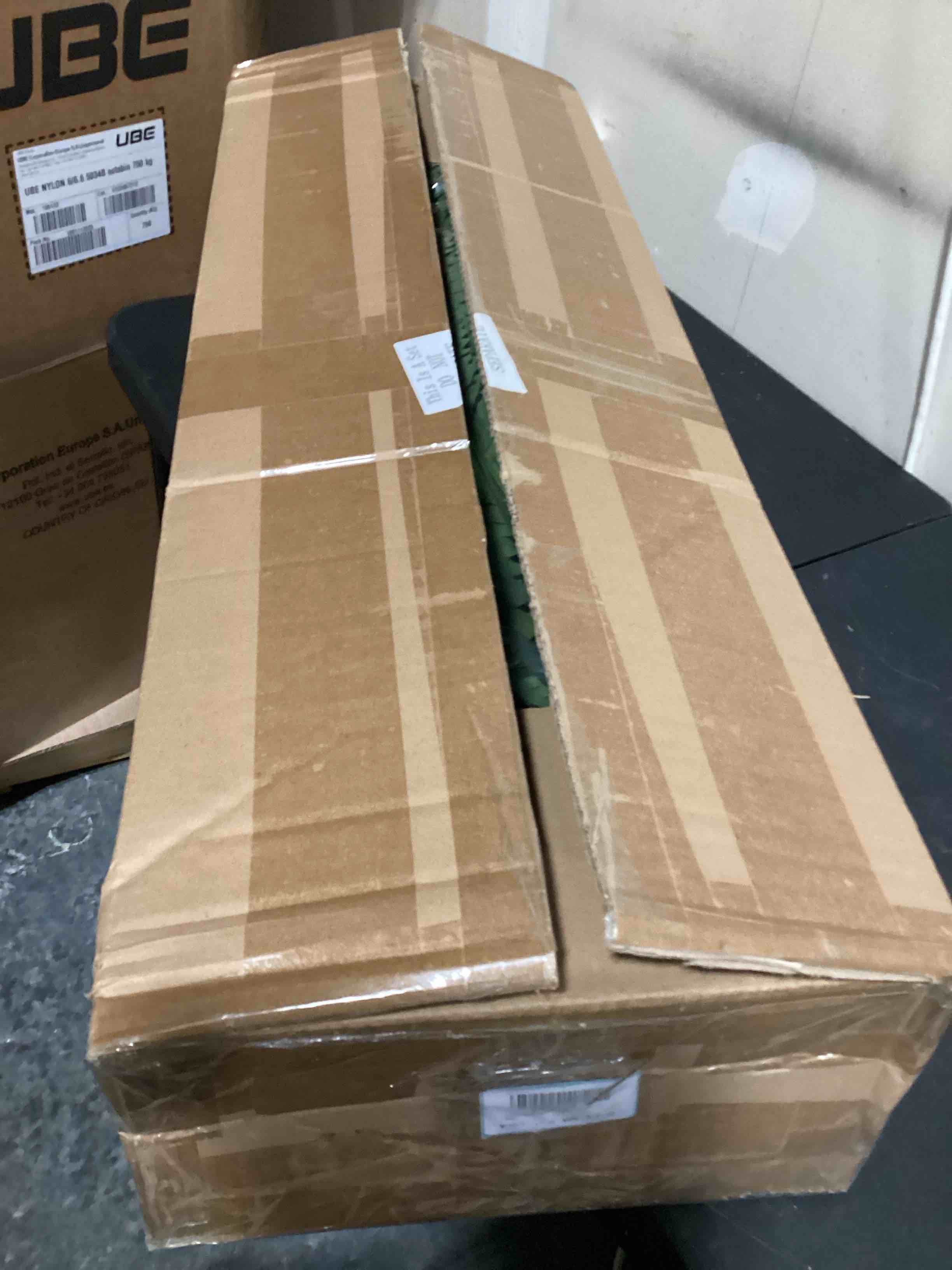 https://s3.amazonaws.com/lotting-images-prod/NKYBargainOutlett/BRN4348551_1778169831892.jpeg