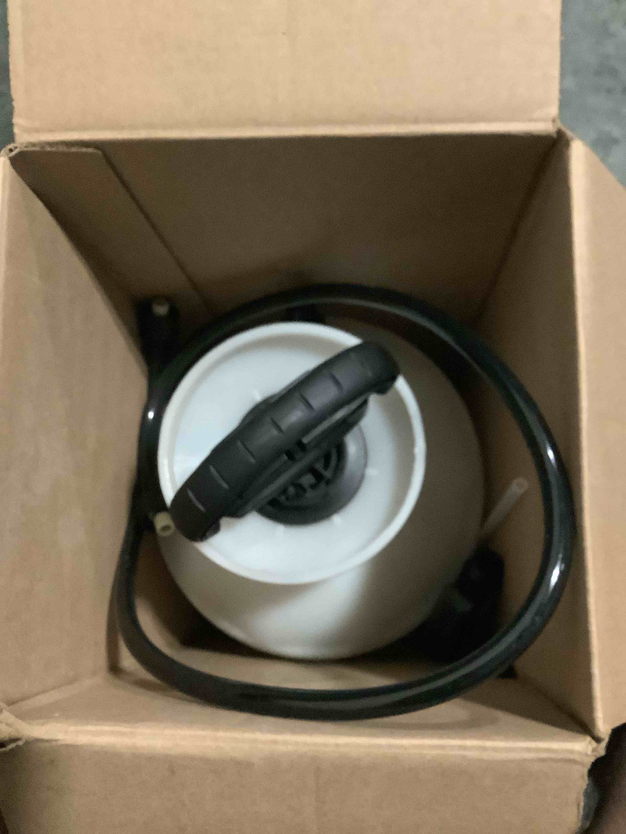 Condition photo showing Good Condition for chapin 20005 pump sprayer, 2?gallon, lawn & garden, translucent poly tank, funnel?top, surespray, adjustable cone nozzle & 34" hose for fertilizer, weed & pest application 2-gallon