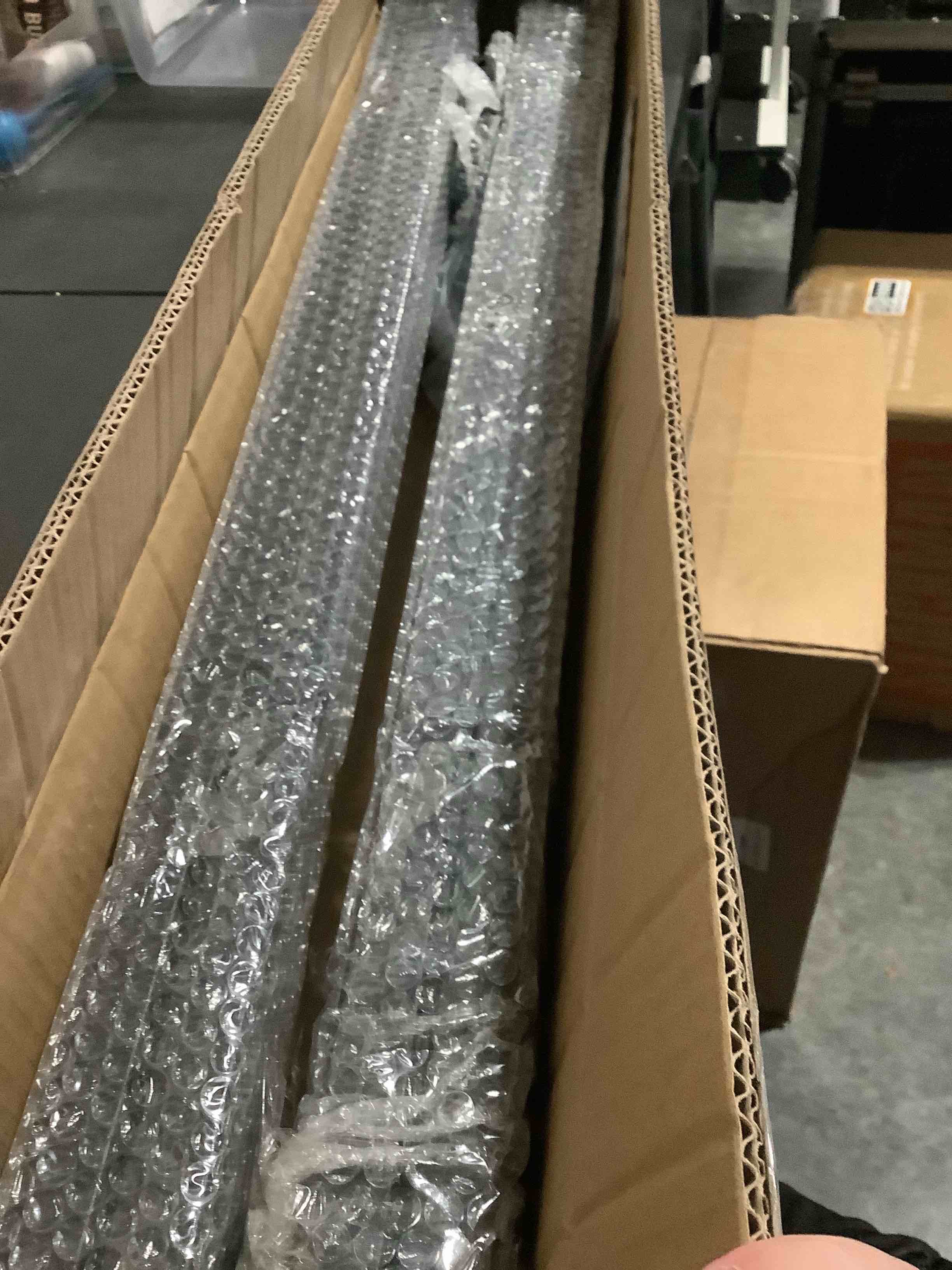 Condition photo showing New/Like New for vevor wall mounted stair handrail, 15ft black aluminum staircase handrail indoor, 250lbs load capacity, industrial railing hand rail for steps, square tube for loft porch deck, 6 sections 15 feet aluminum