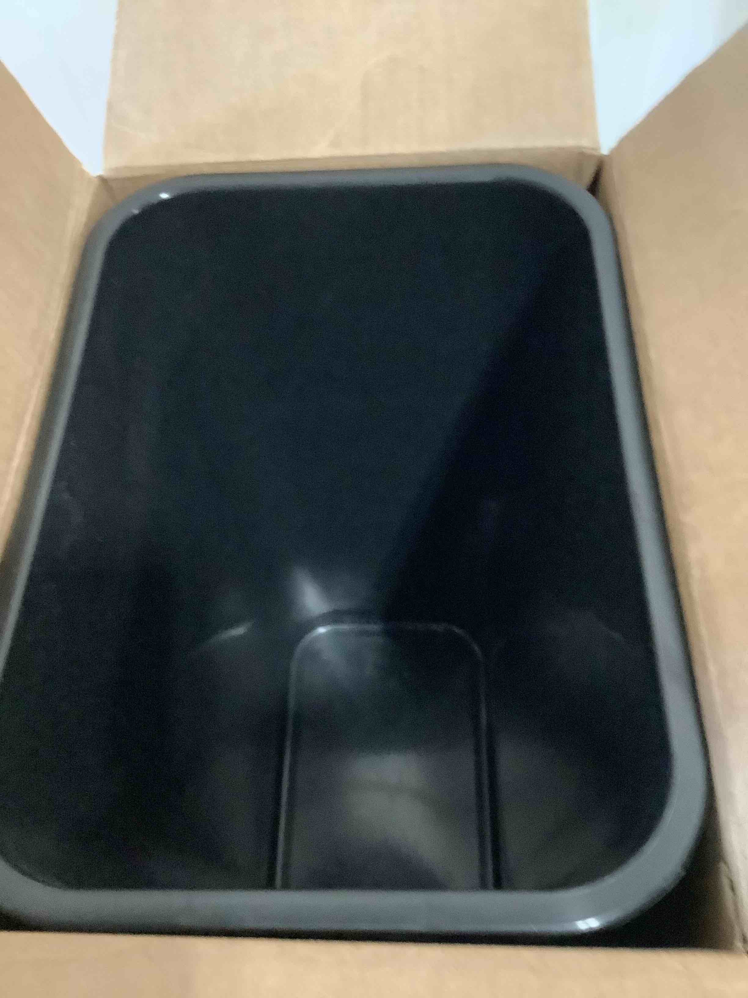 Condition photo showing Good Condition for amazon basics rectangular commercial office wastebasket, easy to clean, space-saving, 10 gallon, black black 10 gallon (pack of 1)