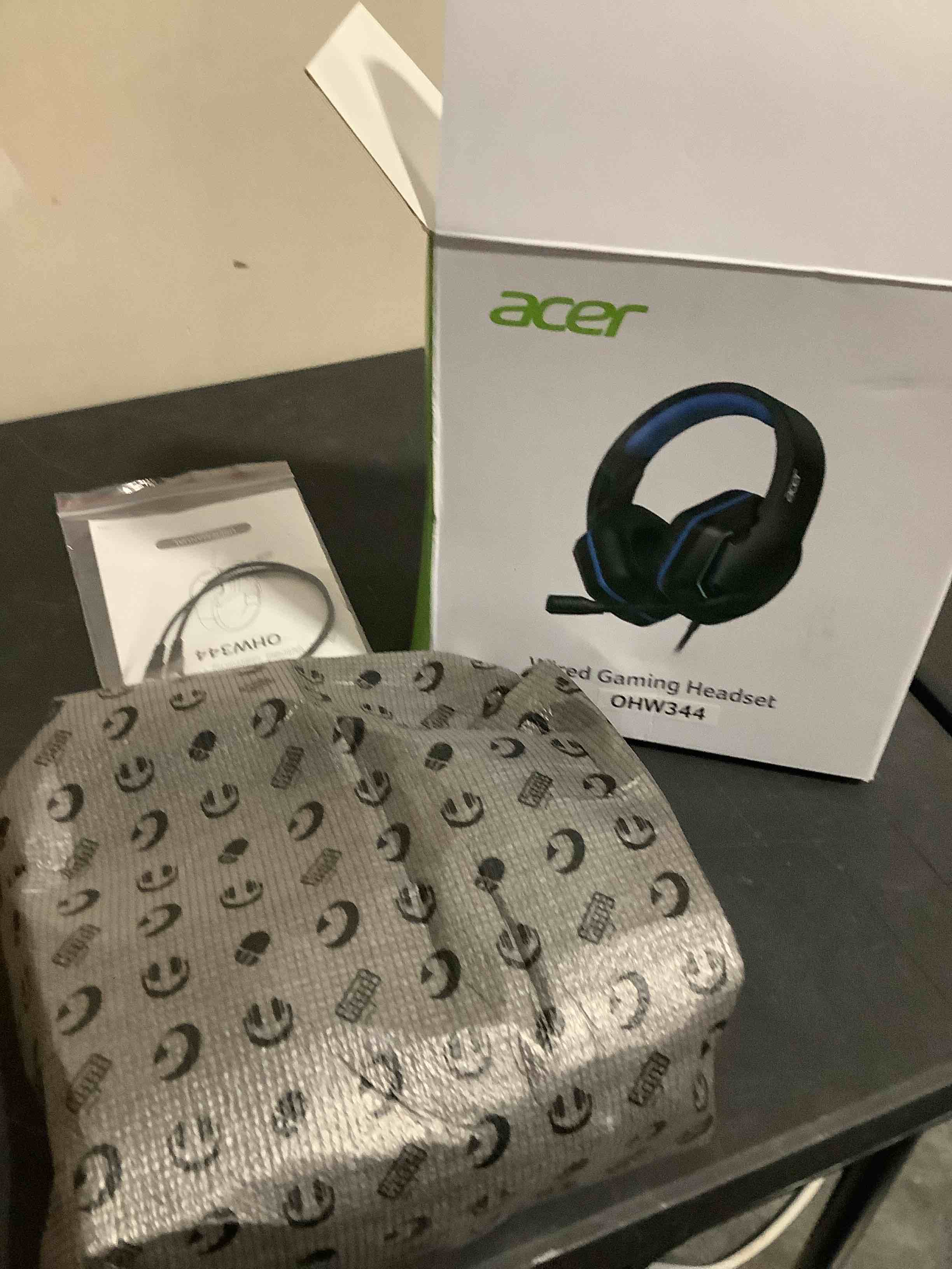 Condition photo showing New/Like New for acer wired gaming headset for ps5, ps4, pc, xbox series x|s, switch, gaming headphones with noise ca