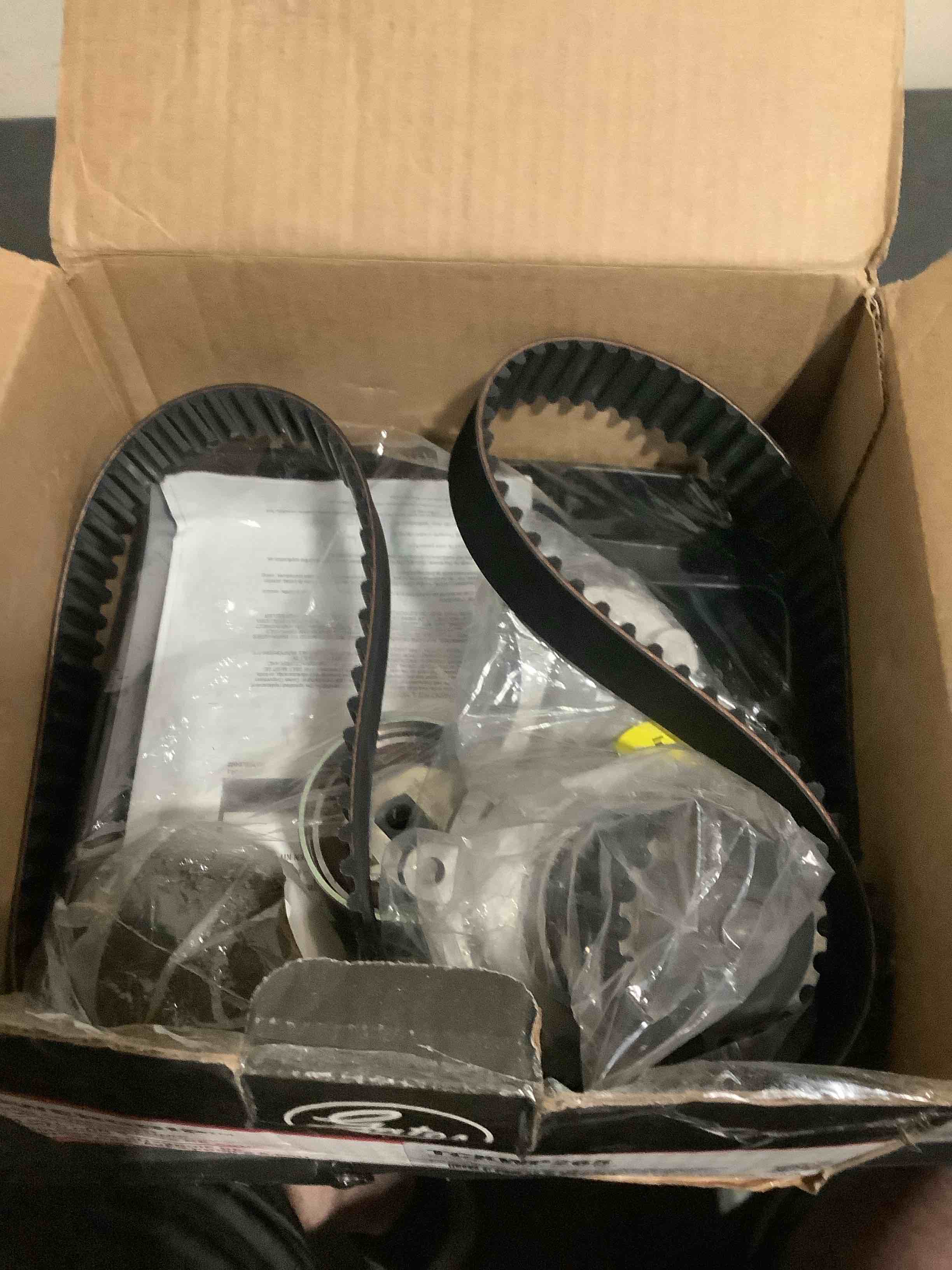 Condition photo showing New/Like New for gates tckwp265 powergrip premium timing belt component kit with water pump