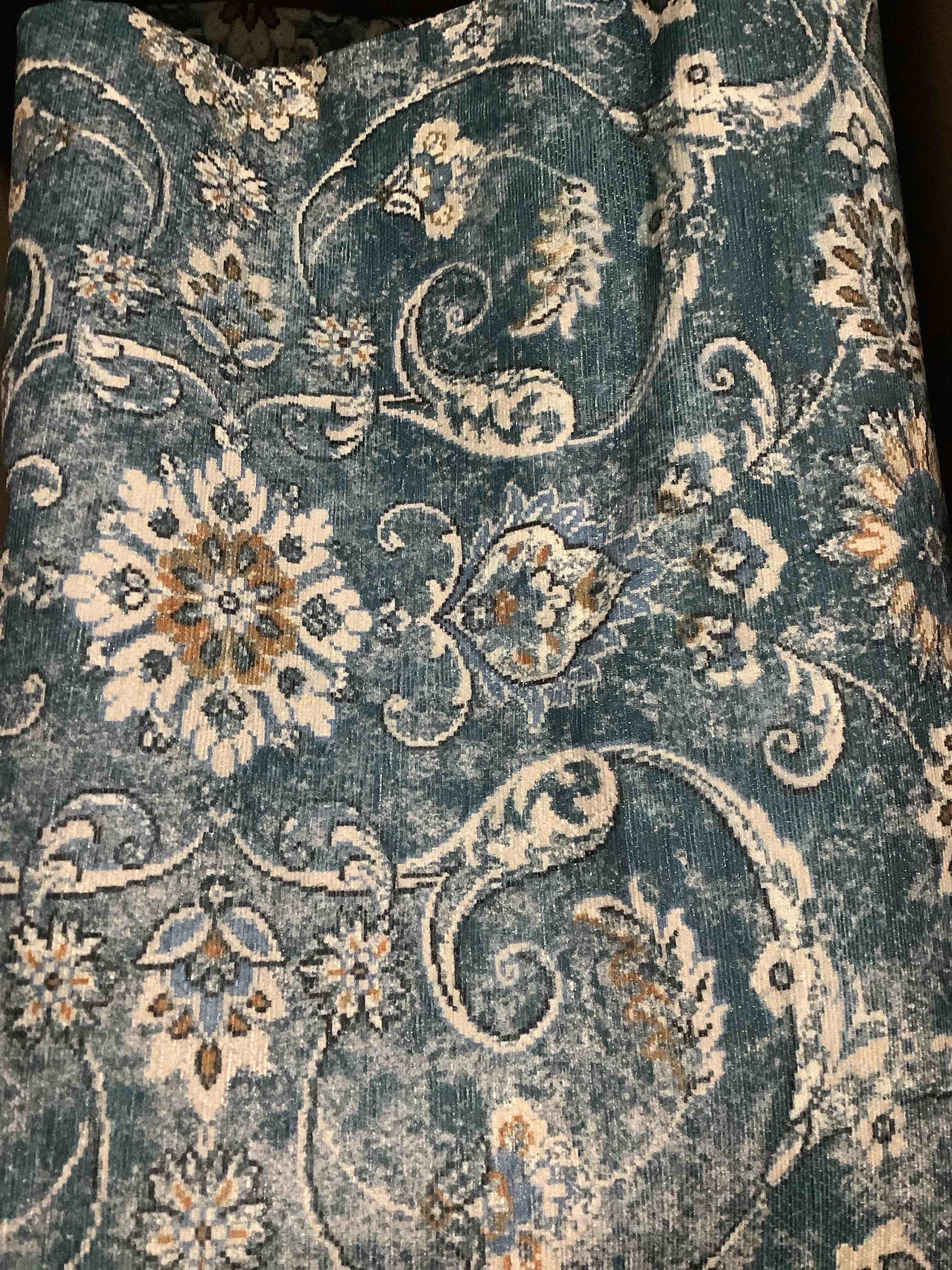 Condition photo showing Good Condition for (product is similar) garveehome vintage rug 5x7 floral print area rug for living room washable non slip farmhouse distressed indoor carpet foldable low pile soft accent throw rug for bedroom home nursery, blue