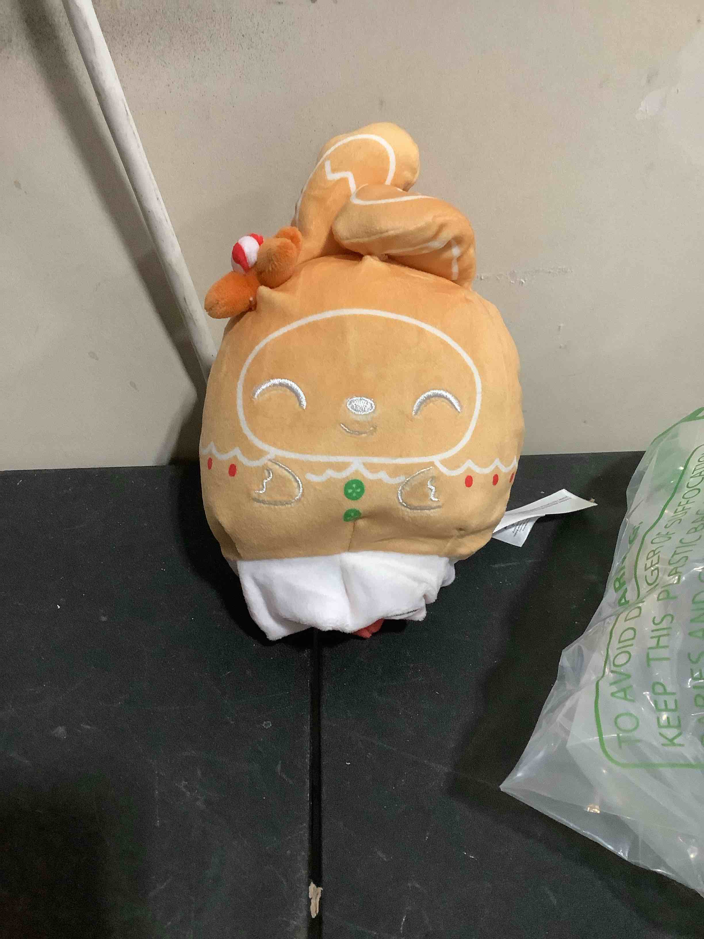 Condition photo showing New/Like New for teeturtle reversible sanrio hello kitty 4 inch flip plushie