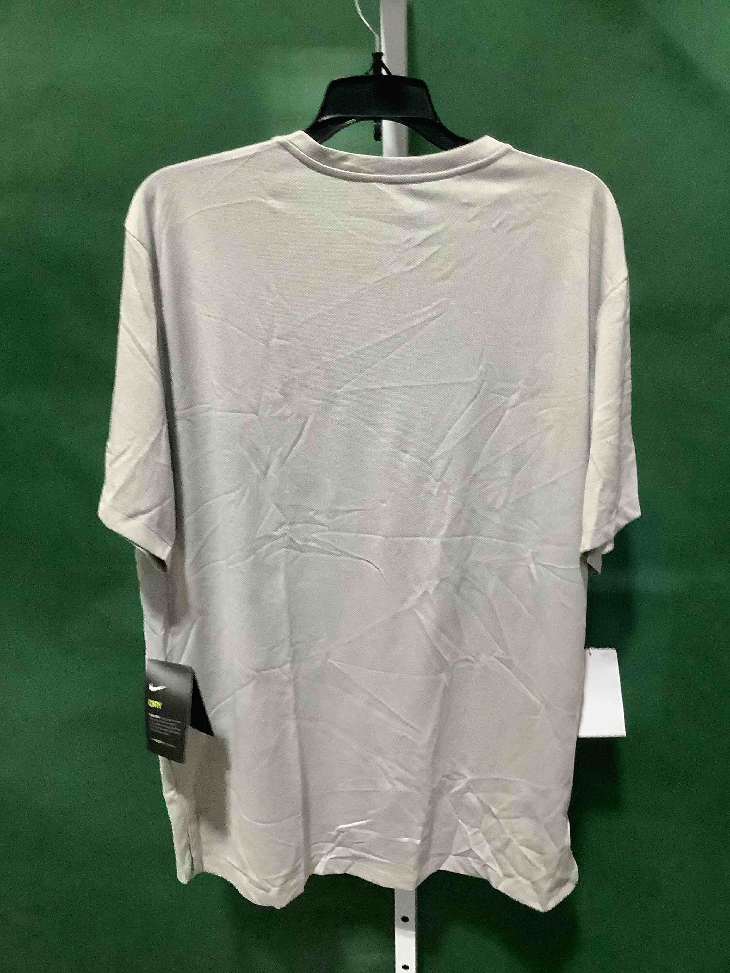 Condition photo showing New/Like New for nike dri fit running shirt size extra large