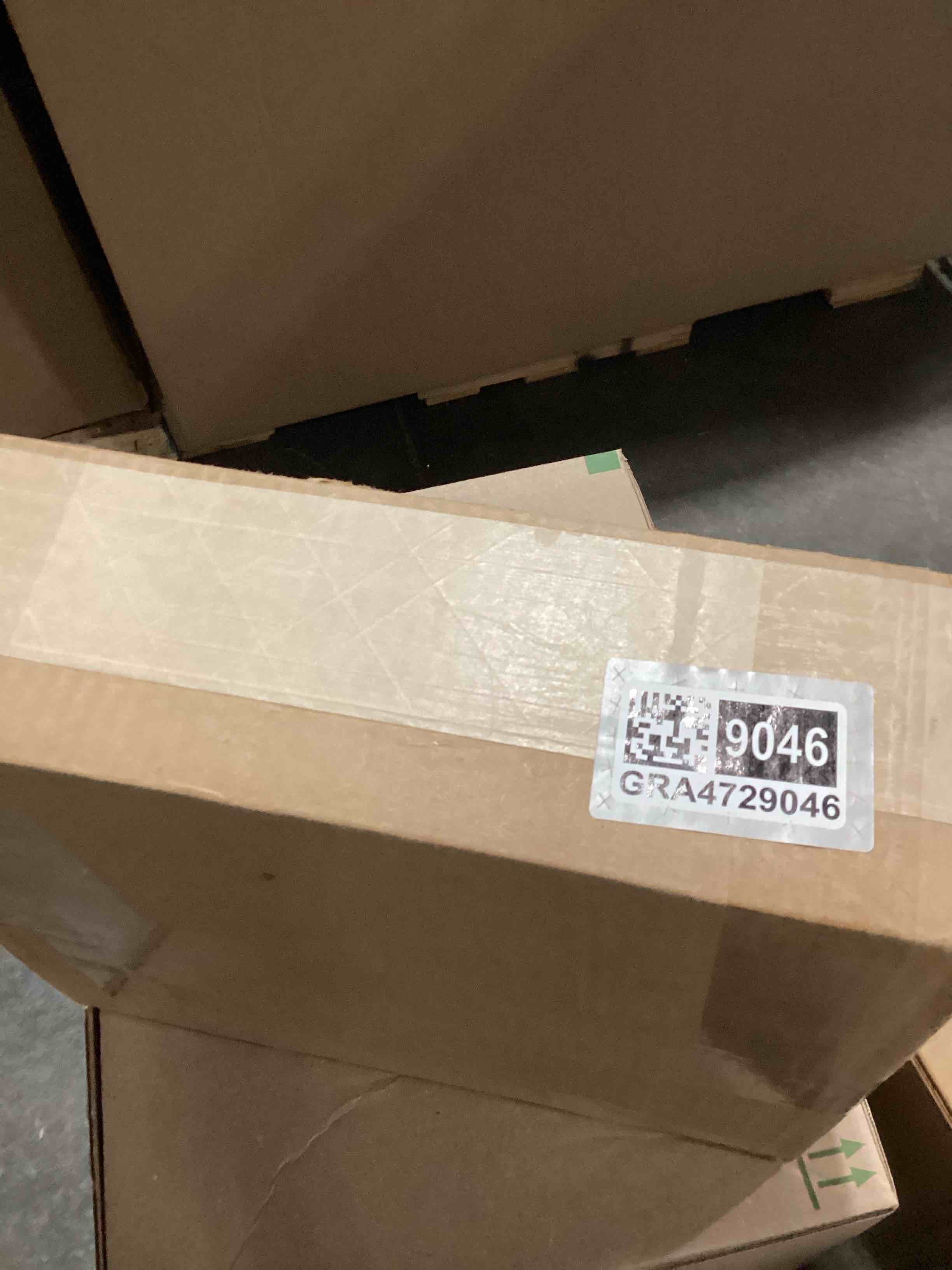 https://s3.amazonaws.com/lotting-images-prod/NKYBargainOutlett/GRA4729046_1781626275937.jpeg