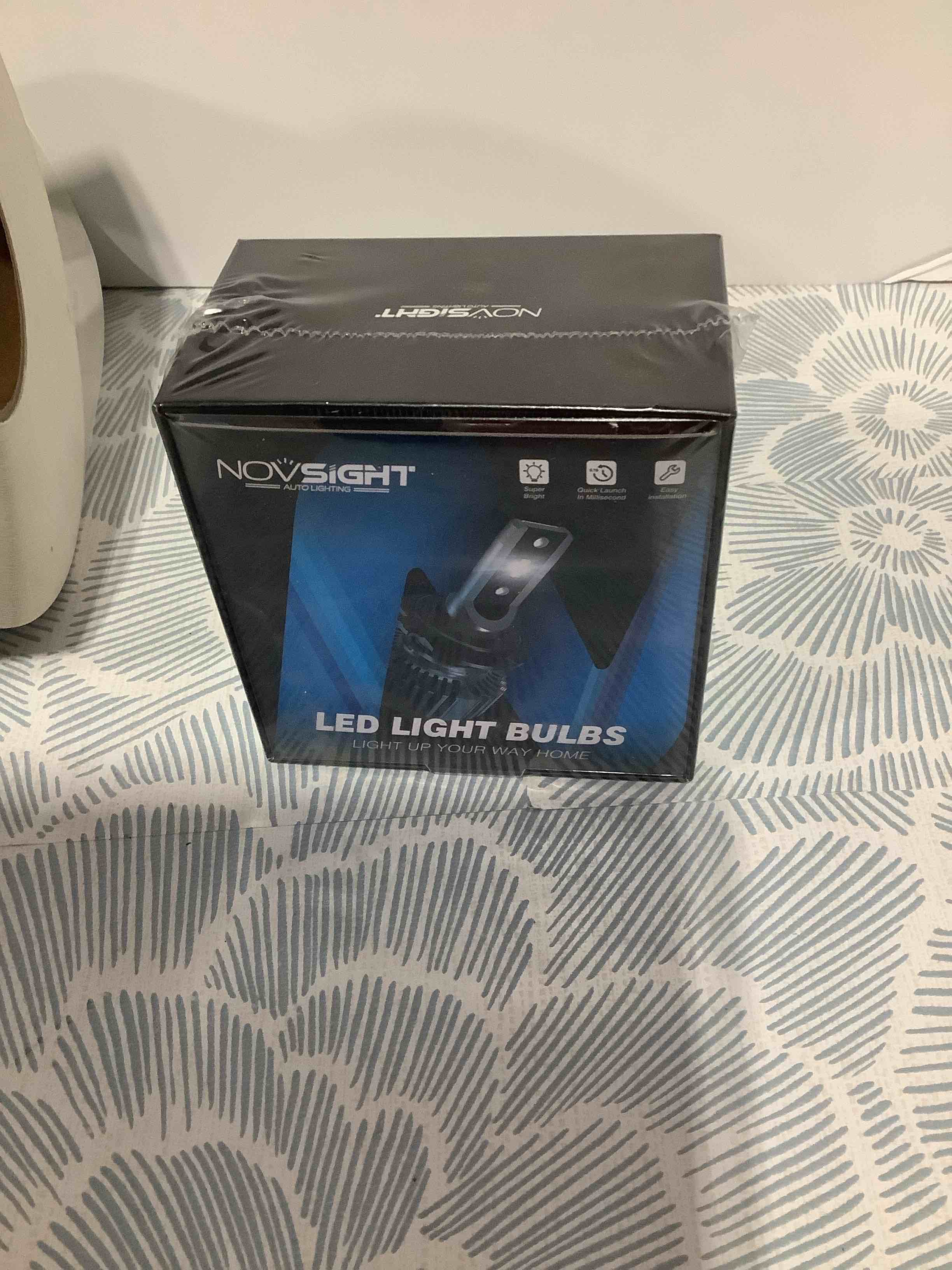 Condition photo showing New/Like New for novay h3 led headlight bulb conversion kit pair new sealed