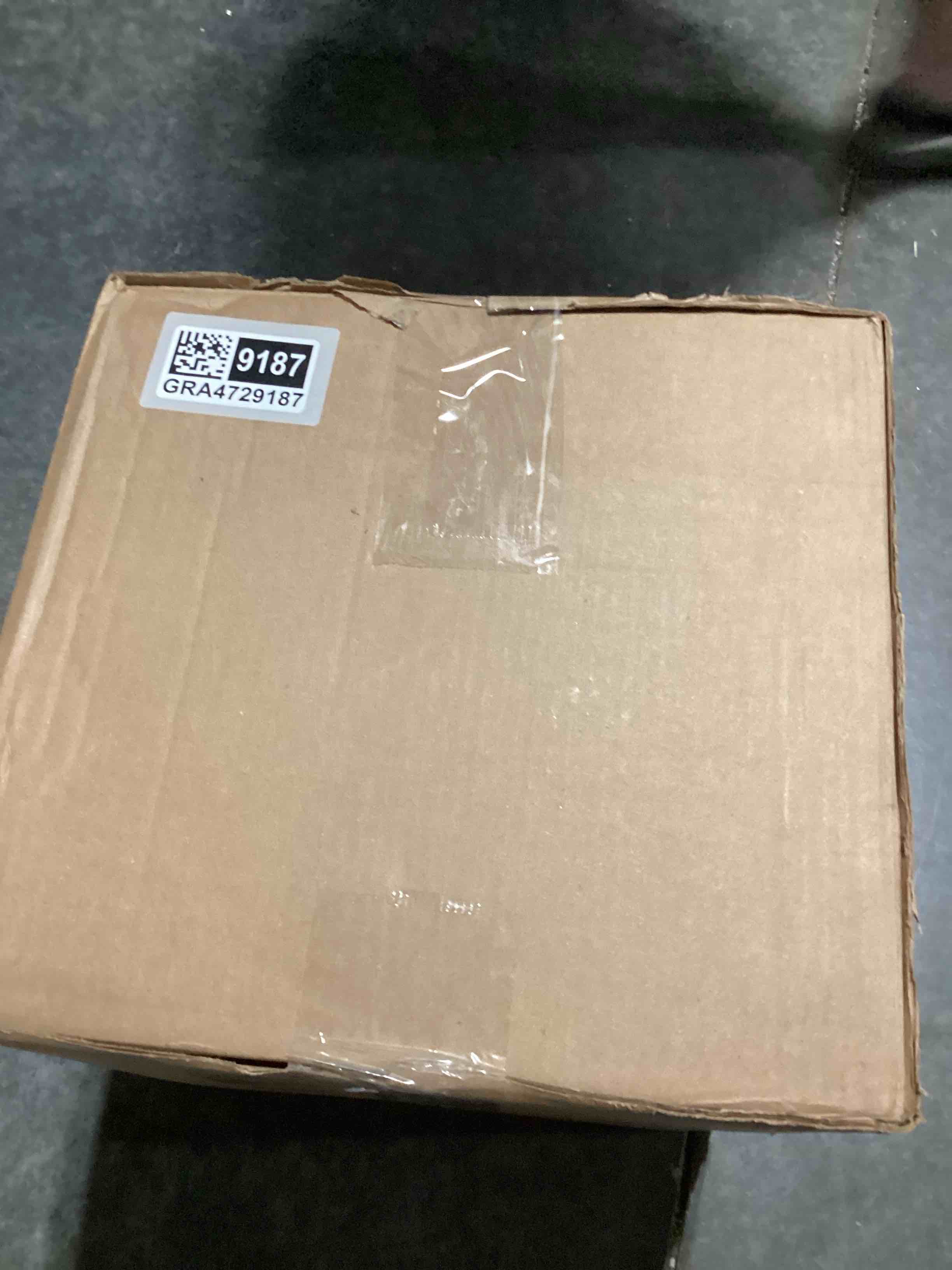 https://s3.amazonaws.com/lotting-images-prod/NKYBargainOutlett/GRA4729187_1781815233835.jpeg