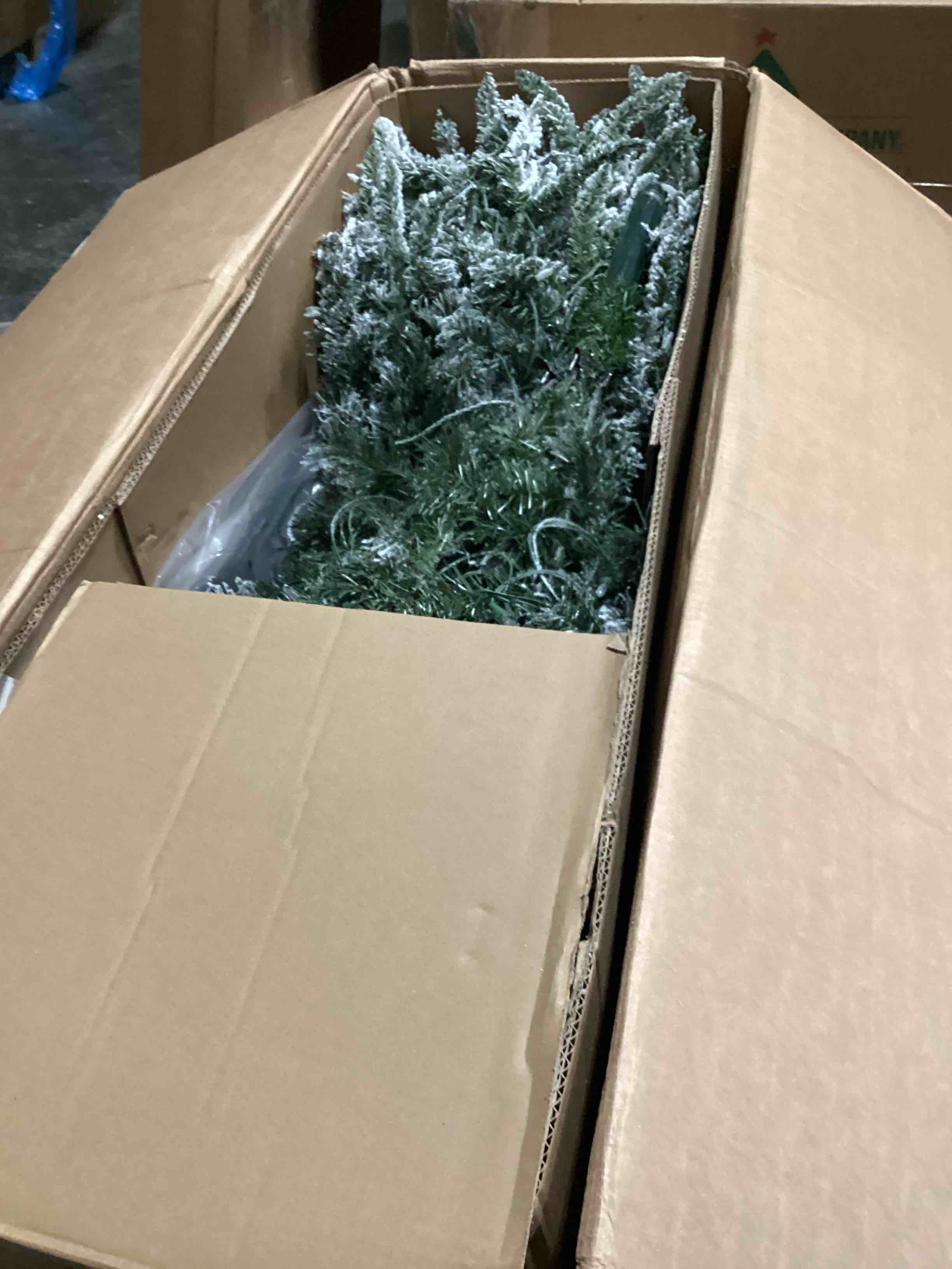 https://s3.amazonaws.com/lotting-images-prod/NKYBargainOutlett/GRA4729196_1781880462233.jpeg