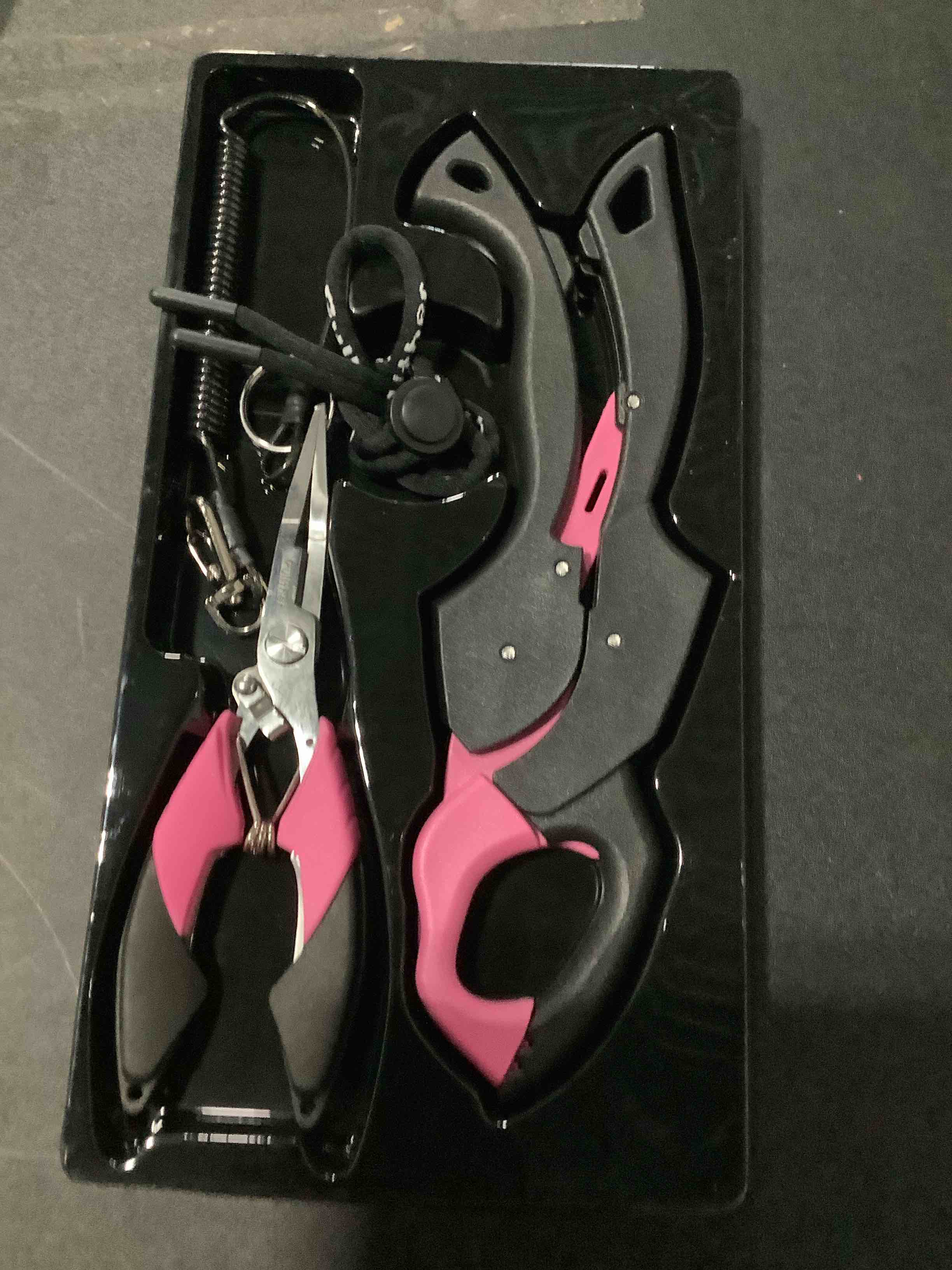 Condition photo showing New/Like New for fish gripper 9.2",muti-function line cutter fishing pliers, saltwater fishing tool kit,fishing gear with fishing lanyard