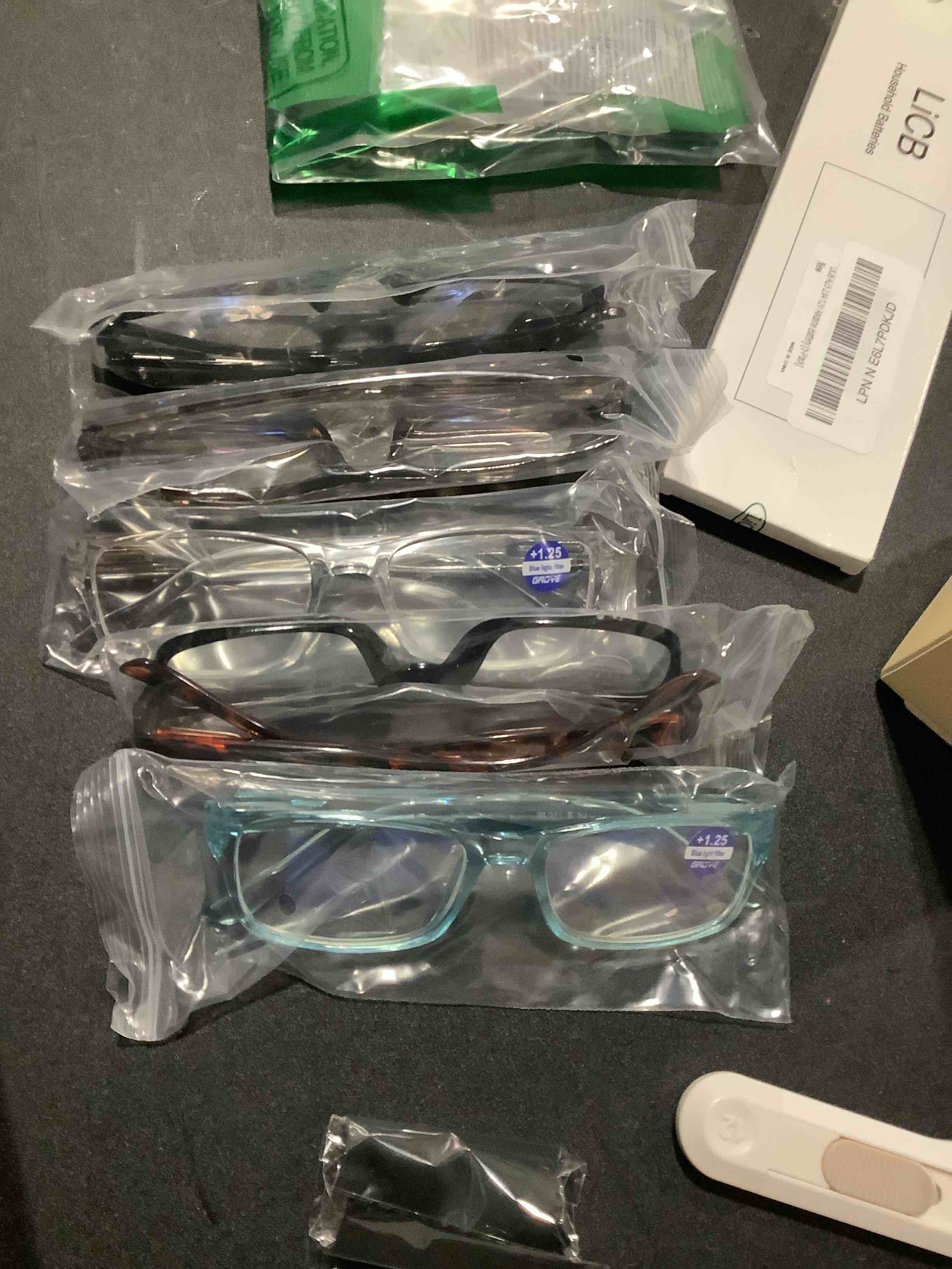 Condition photo showing New/Like New for gaoye 1.25 professional reading glasses for all day - computer readers with blue light protection - value pack a1-5 pack mix color 1.25 x
