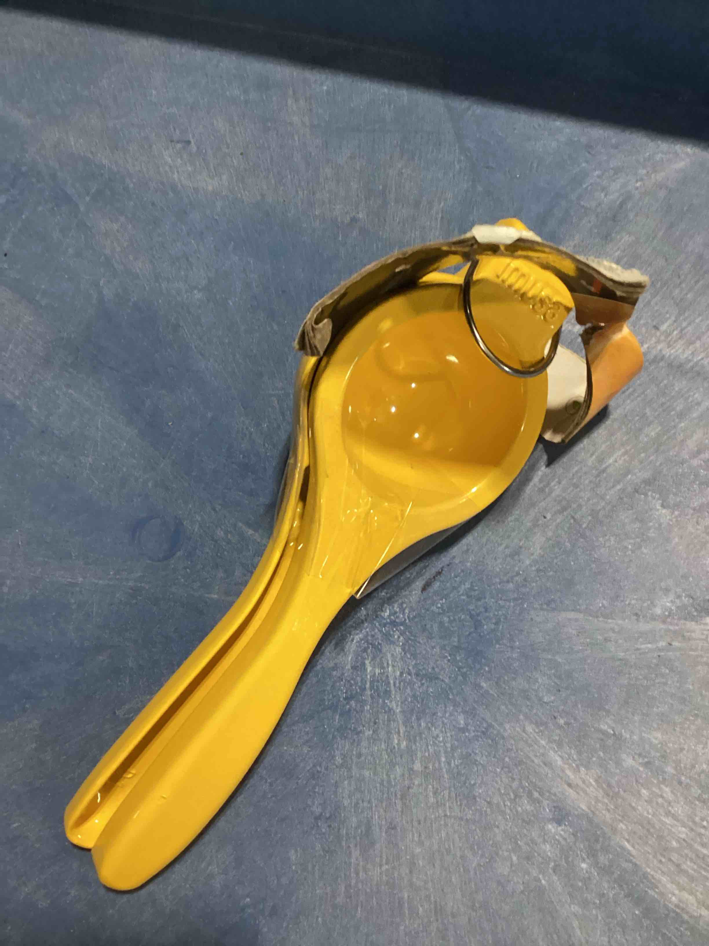 Condition photo showing Good Condition for imusa lemon or lime manual squeezer, citrus juicer for max extraction, green small green