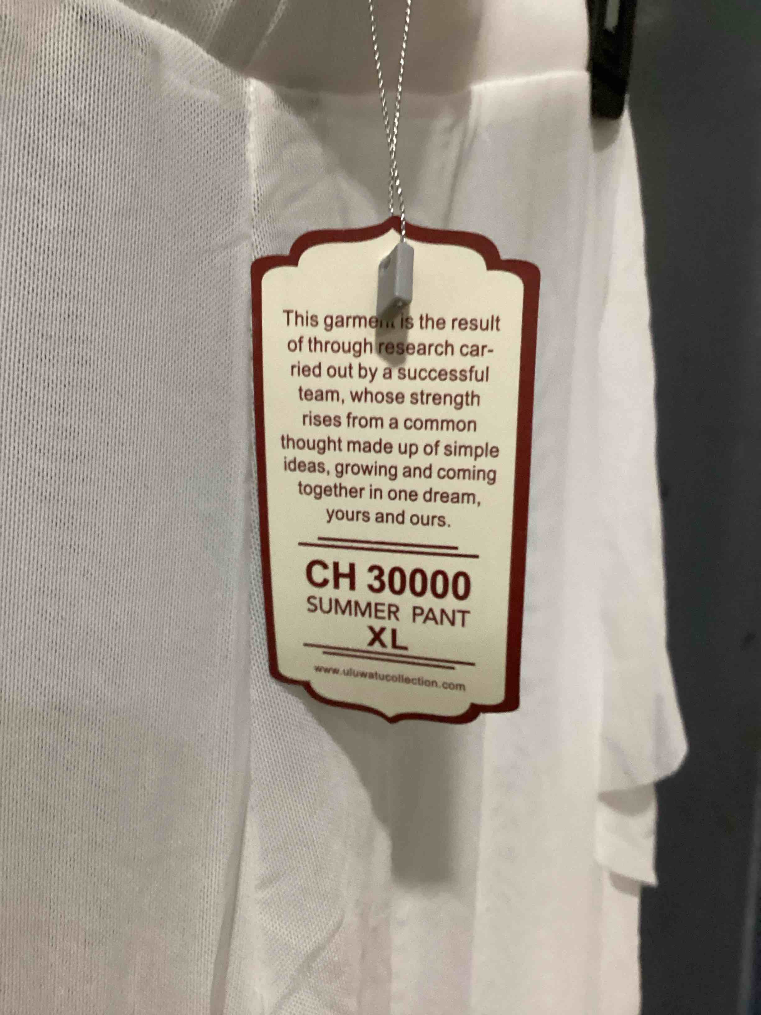 https://s3.amazonaws.com/lotting-images-prod/NKYBargainOutlett/GRA4729601_1783345054532.jpeg