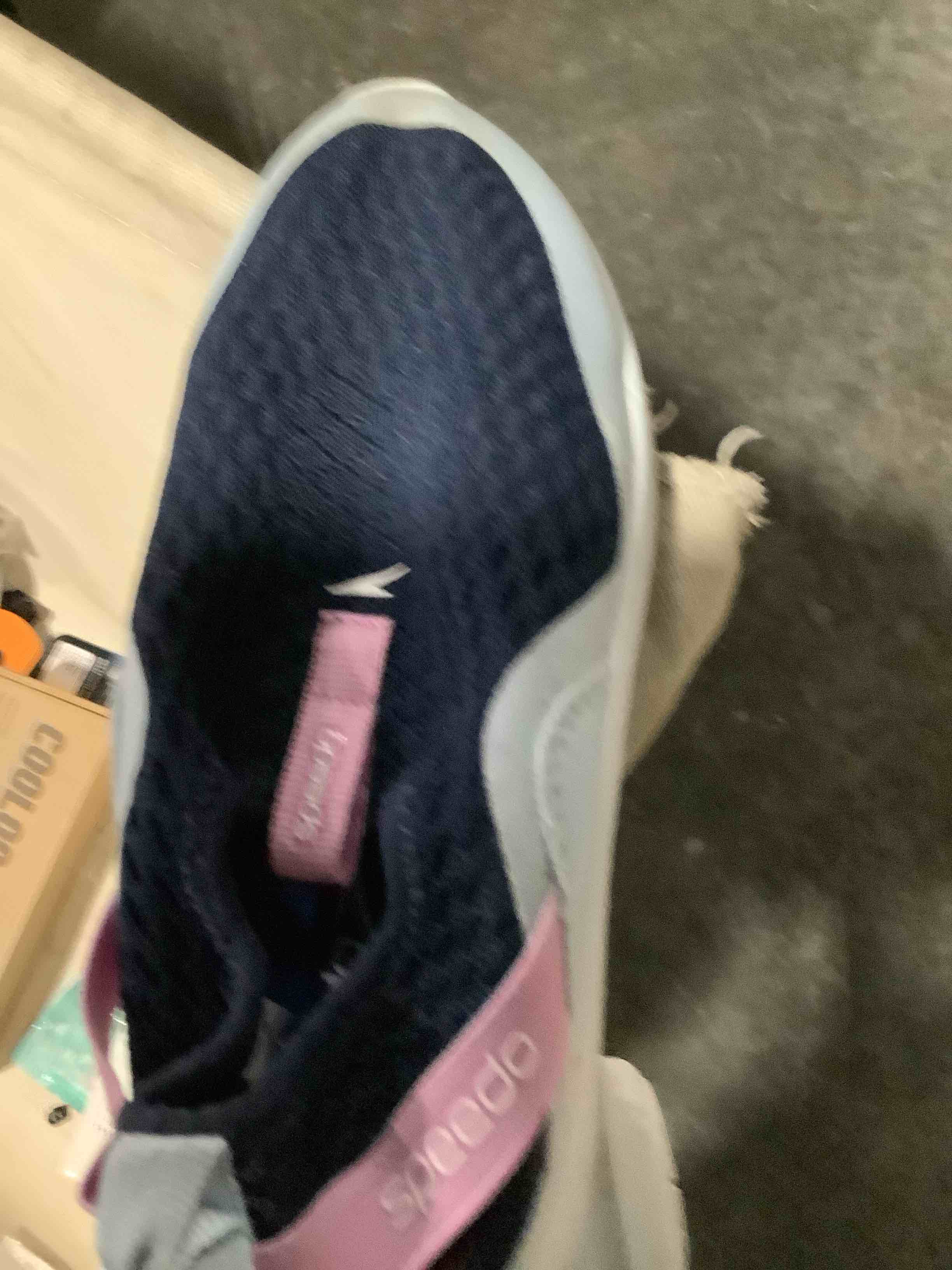 Condition photo showing Good Condition for speedo junior pull on water shoes - navy s: floral pattern, breathable upper