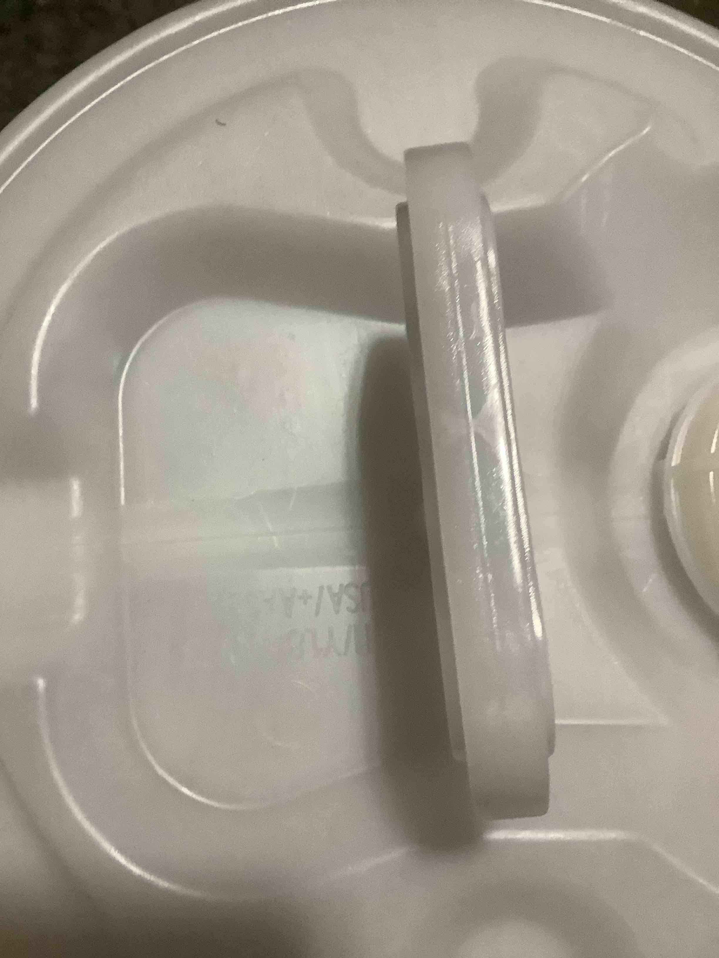 Condition photo showing New/Like New for new pig pm50796 5 gallon tight head unrated hdpe poly, pale, drum with screw cap