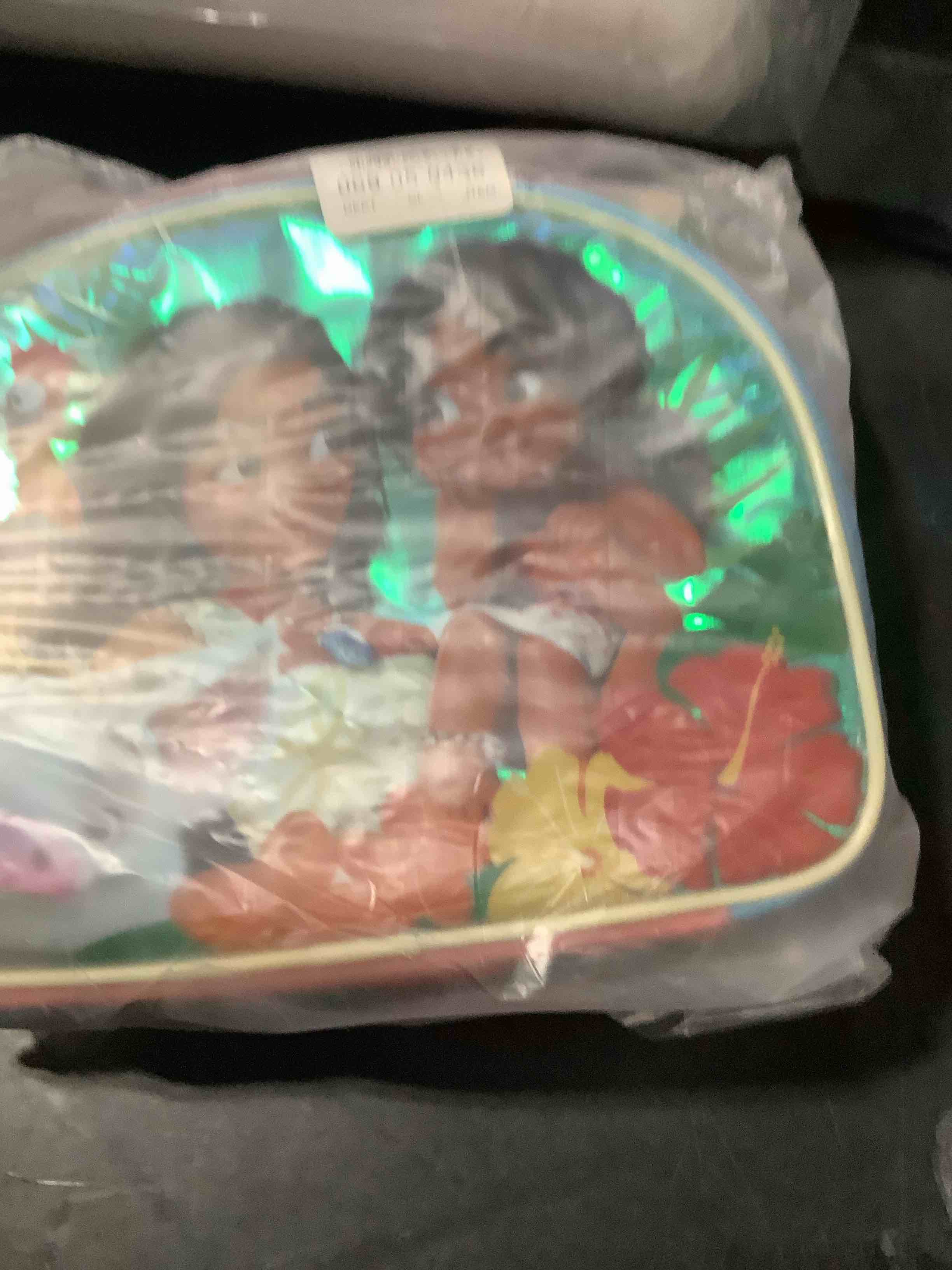 Condition photo showing New/Like New for disney princess lunch kit - moana