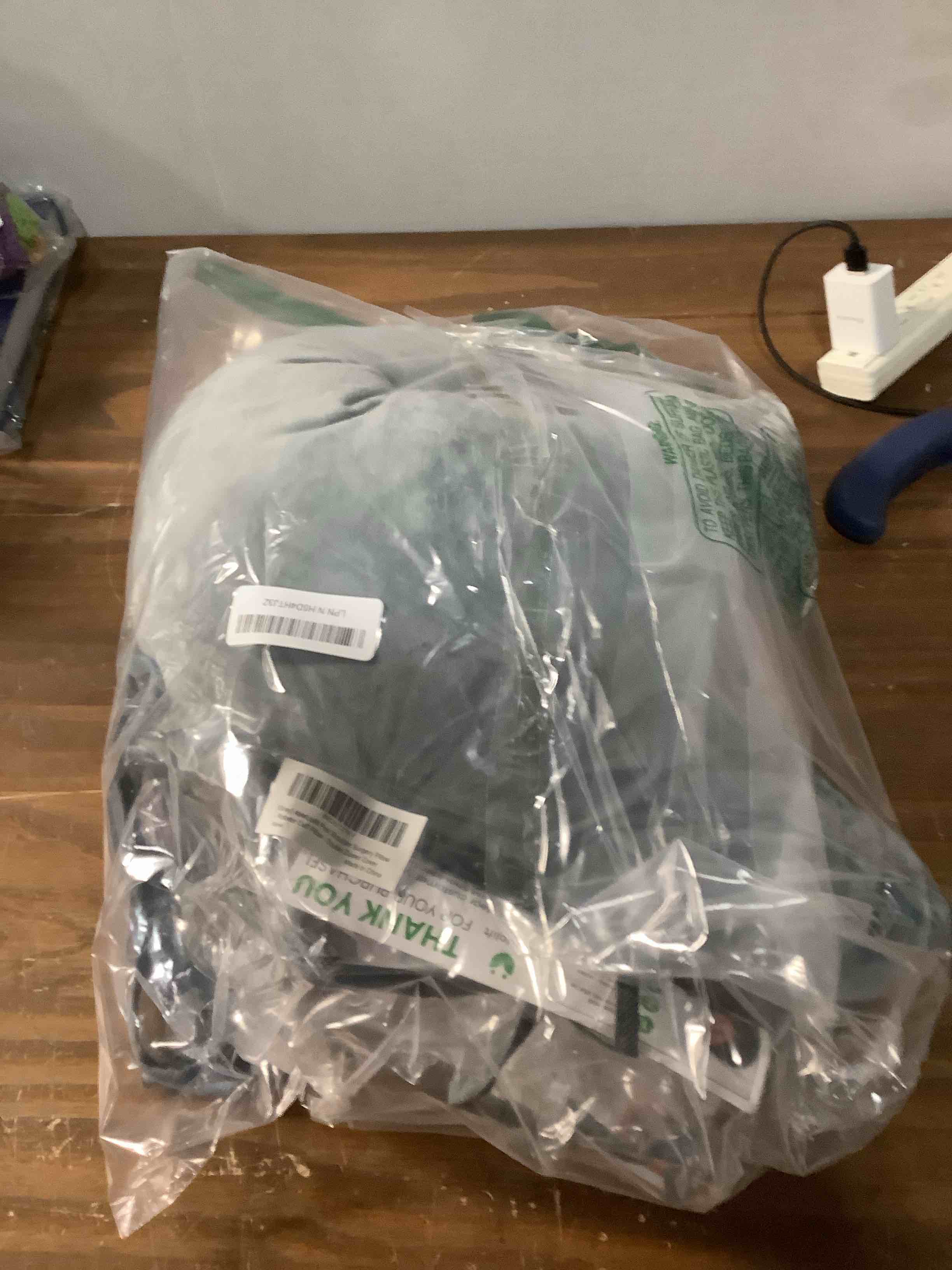 Condition photo showing Good Condition for Rotator Cuff Pillow, Soft Comfortable Shoulder Pillow for Surgery, Ergonomic Shoulder Support Pillow with Double Zipper Cover, Machine Washable, Gray