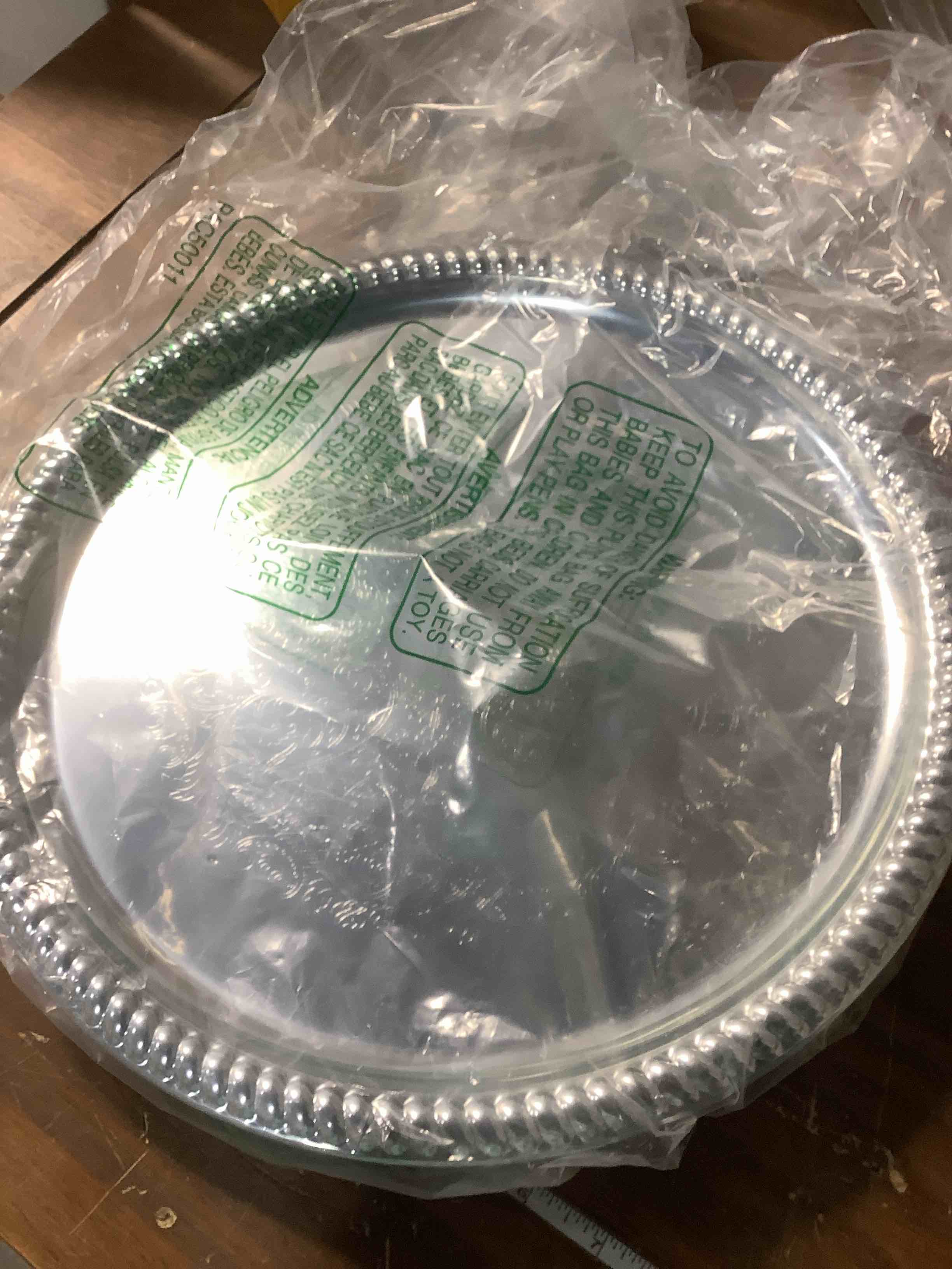 Winco CMT-14 Round Tray, 14-Inch, Chrome,Medium