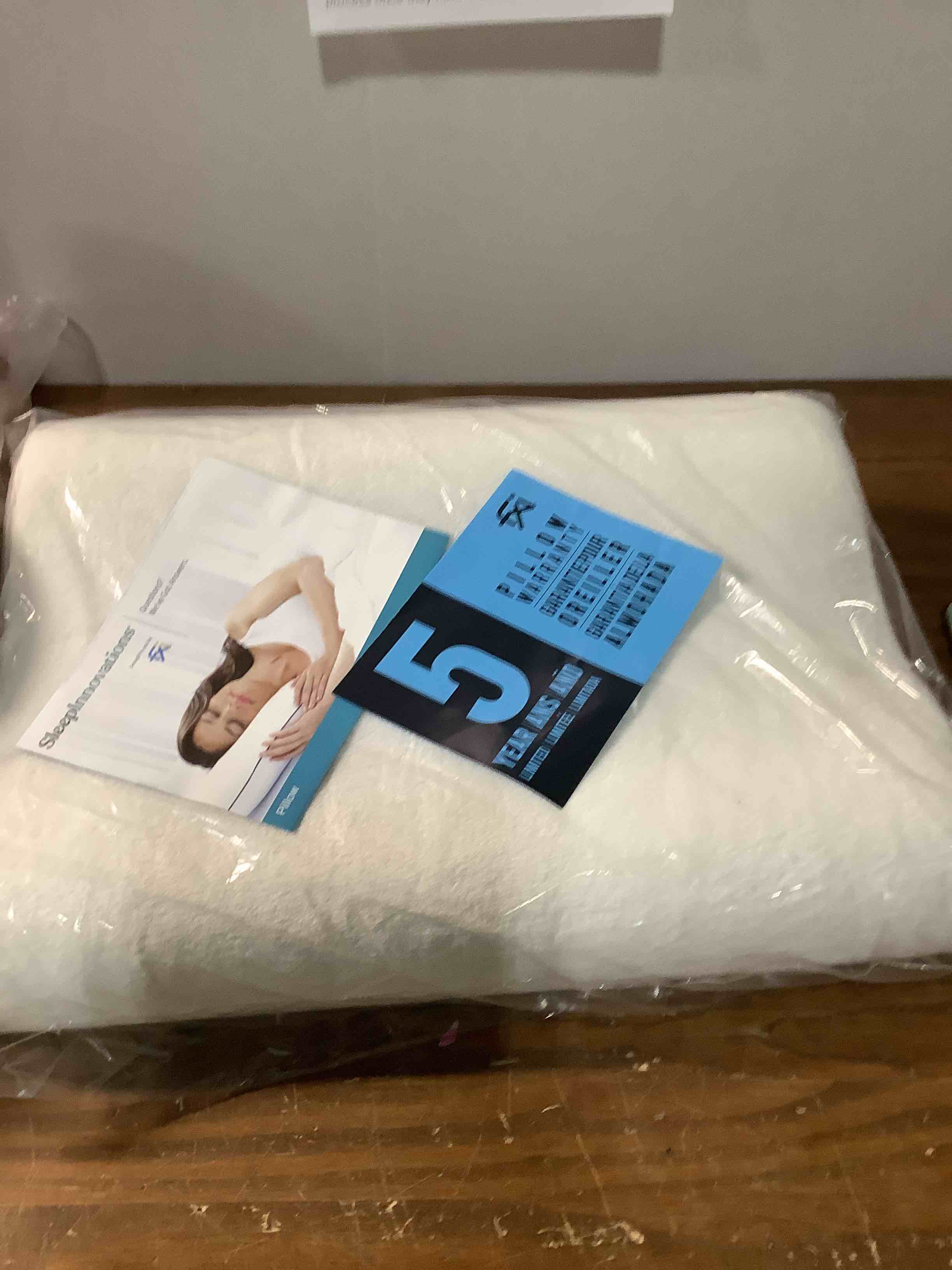 Sleep Innovations Memory Foam Contour Pillow, Queen Size, Head, Neck, and Shoulder Alignment, Side and Back Sleepers, Medium Support