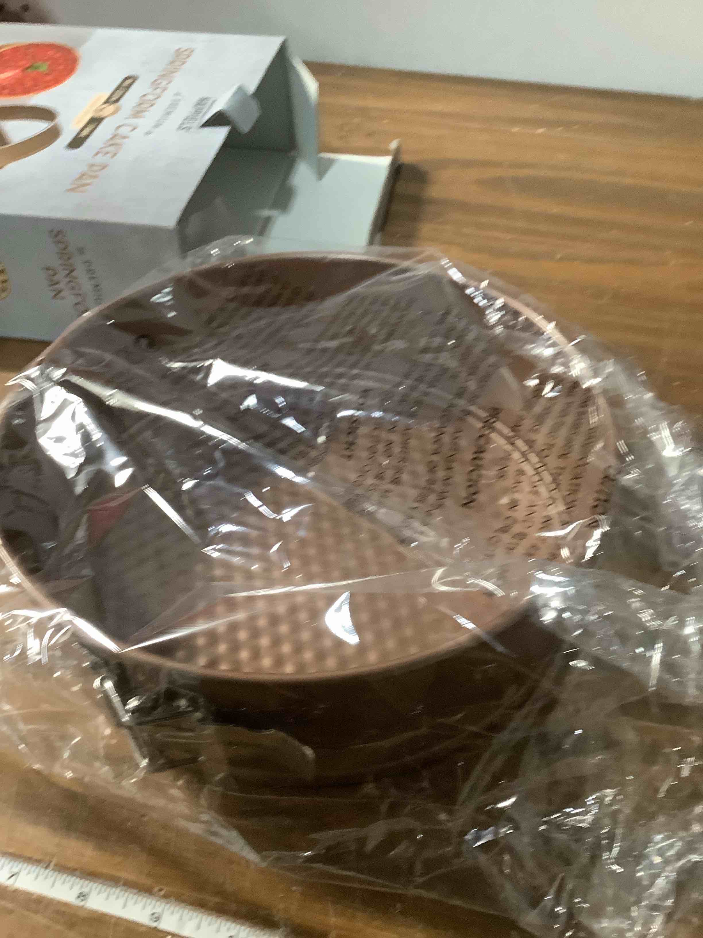 Condition photo showing Good Condition for HAPPIELS Non Toxic Nonstick 9 inch Springform Pan | 9'' Cheesecake Mold | Leakproof Spring-form Round Cake Pans | Nontoxic Non Stick Spring Form Pan for Baking | Spring-Form Pans Leak Proof Champagne Gold 9'' Springform Pan