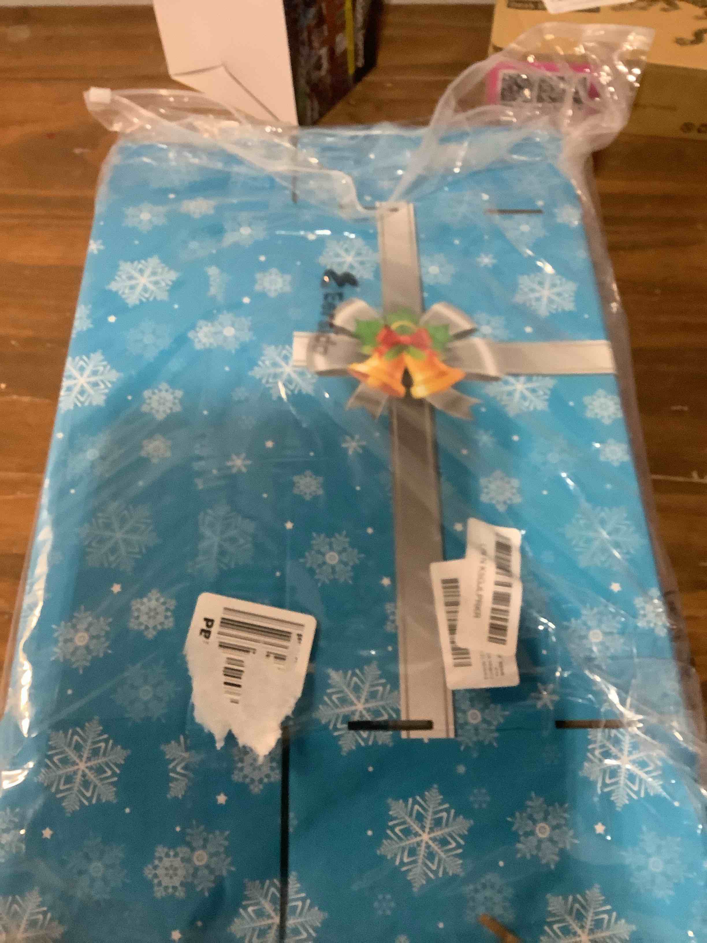 Condition photo showing Good Condition for Eersida 12 Pack Large Christmas Gift Boxes with Lids 11.81 x 6.7 x 4.7 Inch Red Green Corrugated Cardboard Shipping Boxes for Presents Wrapping Xmas Holiday Gift Shoe Clothes and More (Christmas) 12 Christmas