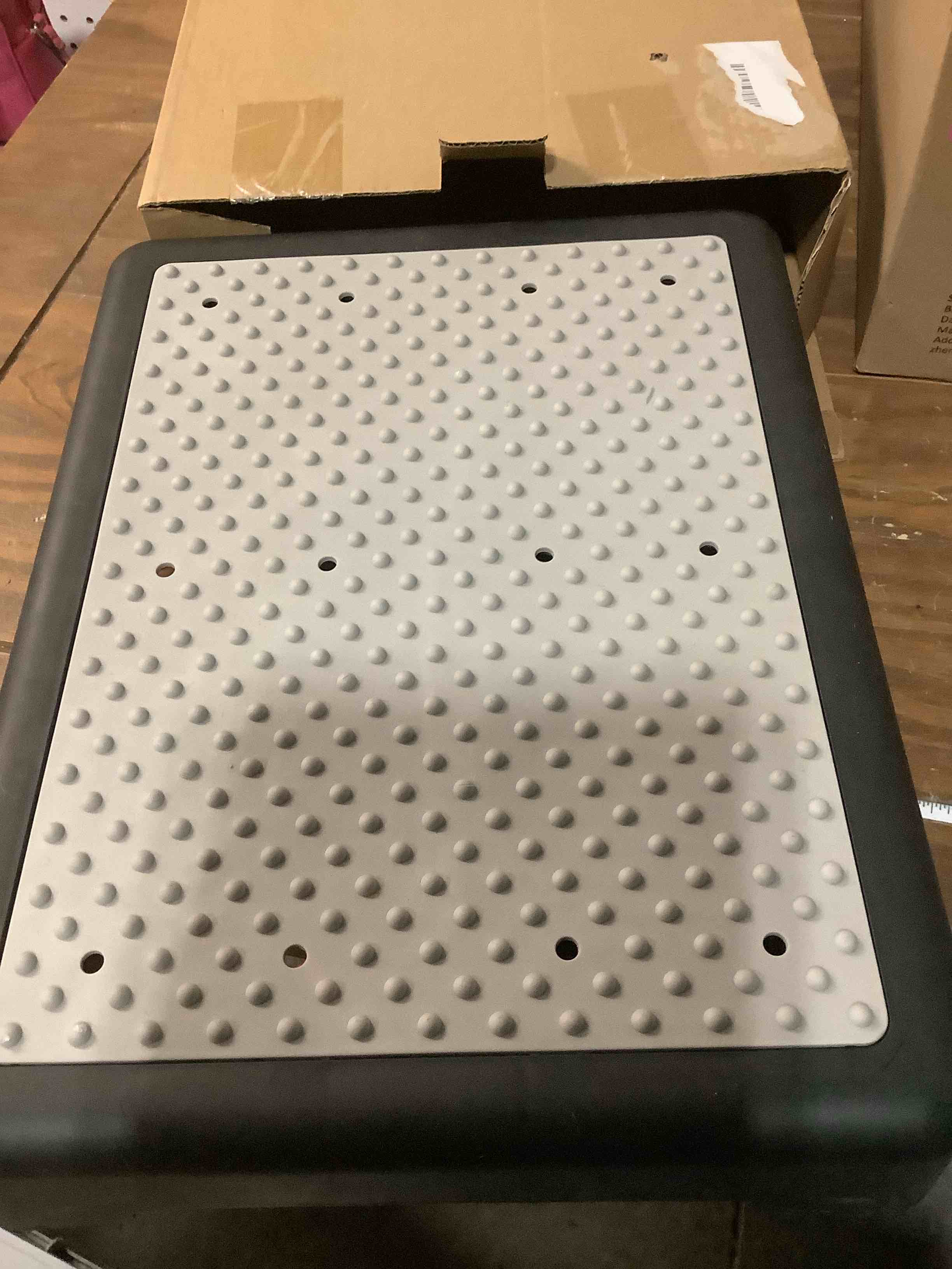 Condition photo showing Good Condition for Lawei One Step Stool for Adults and Elderly, Non-Slip Mobility Stepping Stools, Safety High Rise Stairs, Portable Platform Step Standing Supports for Cars, Bed, Door, Stair, Bathroom, Indoor/Outdoor