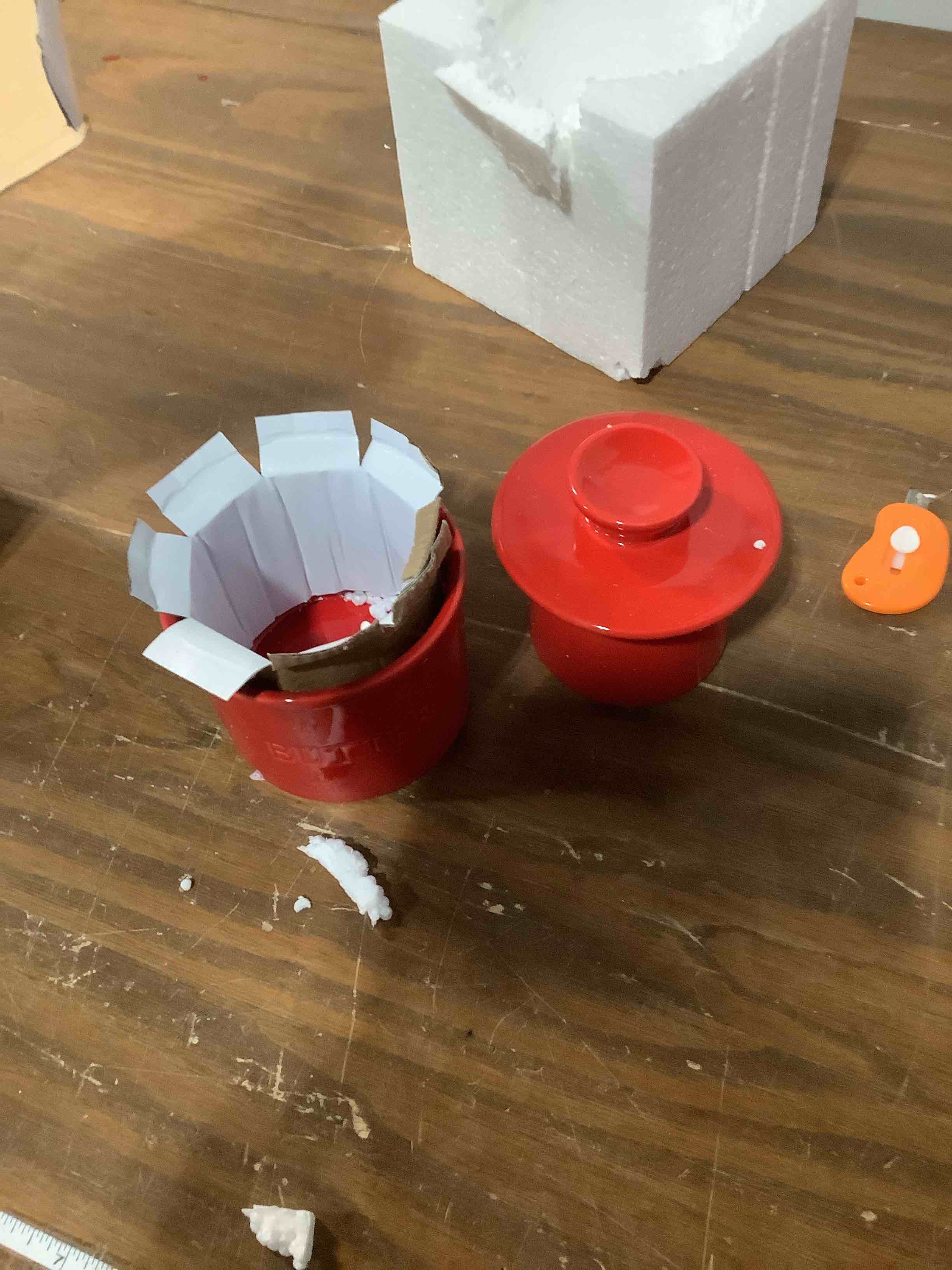 Condition photo showing Good Condition for Butter Crock with Lid for Countertop - Ceramic French Butter Dish for Spreadable Soft Butter, Butter Container Holder with a Water Seal, Housewarming Gift, Kitchen and Home Decor, Red Red Large