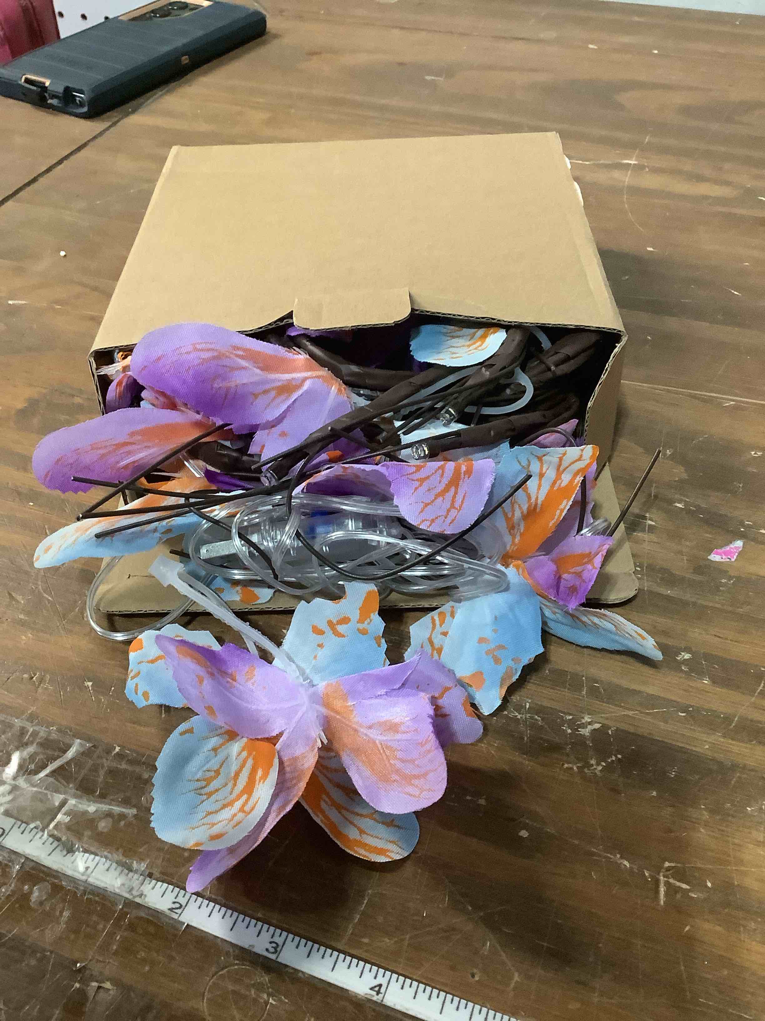 Condition photo showing Good Condition for Willow Vine Light with Butterfly 48LED 5.9FT Enchanted Wall Decoration Vine Lights 8 Light Modes for Indoor Home Wall Decoration(Warm White)