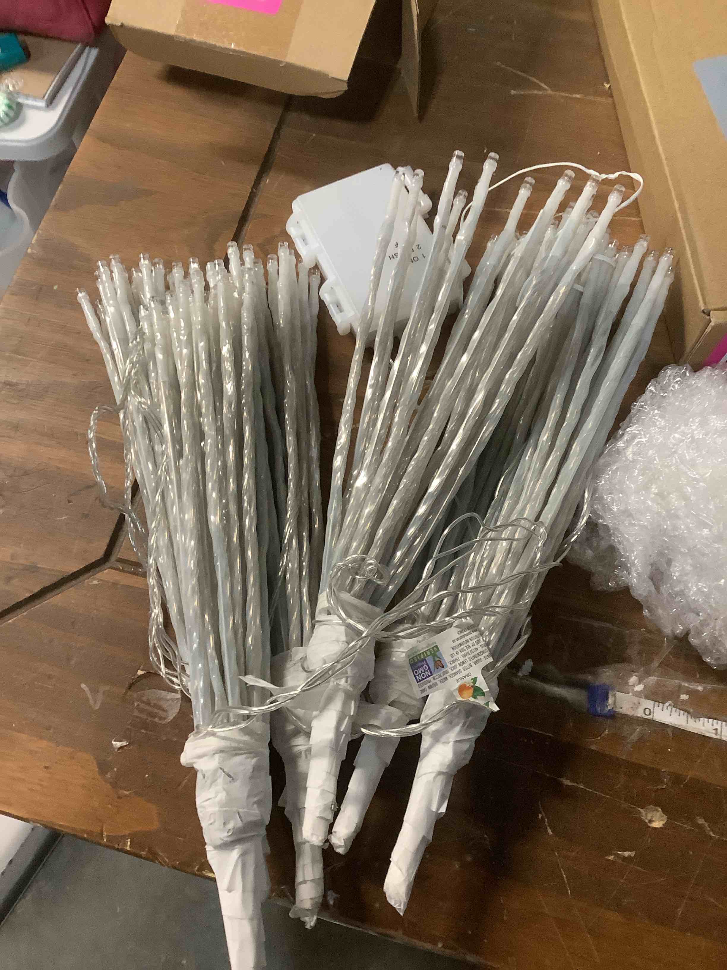 Condition photo showing Good Condition for 6 Pack Christmas Tree Starburst Light with Timer Lights Tree Topper 120 LED Battery Operated Firework String Light for Xmas Wedding Party Patio Garden Outdoor Holiday Decor