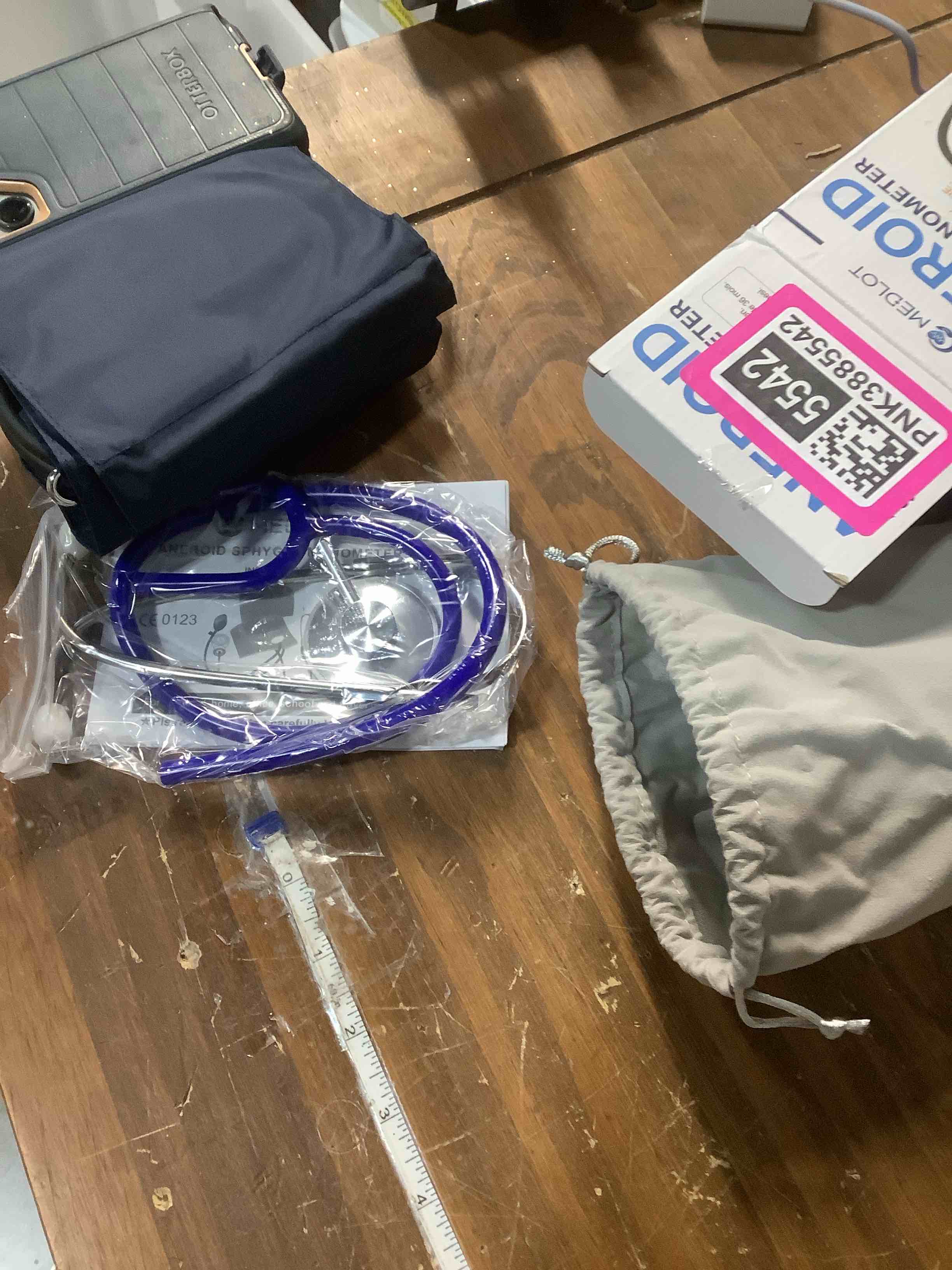 Condition photo showing Good Condition for LotFancy Blood Pressure Cuff and Stethoscope Kit with D-Ring, Professional BP Cuff Standard Adult 10”-16” for Nursing School, Home, Easy to Use BP Machine with Carrying Case Zero Calibrator, Navy