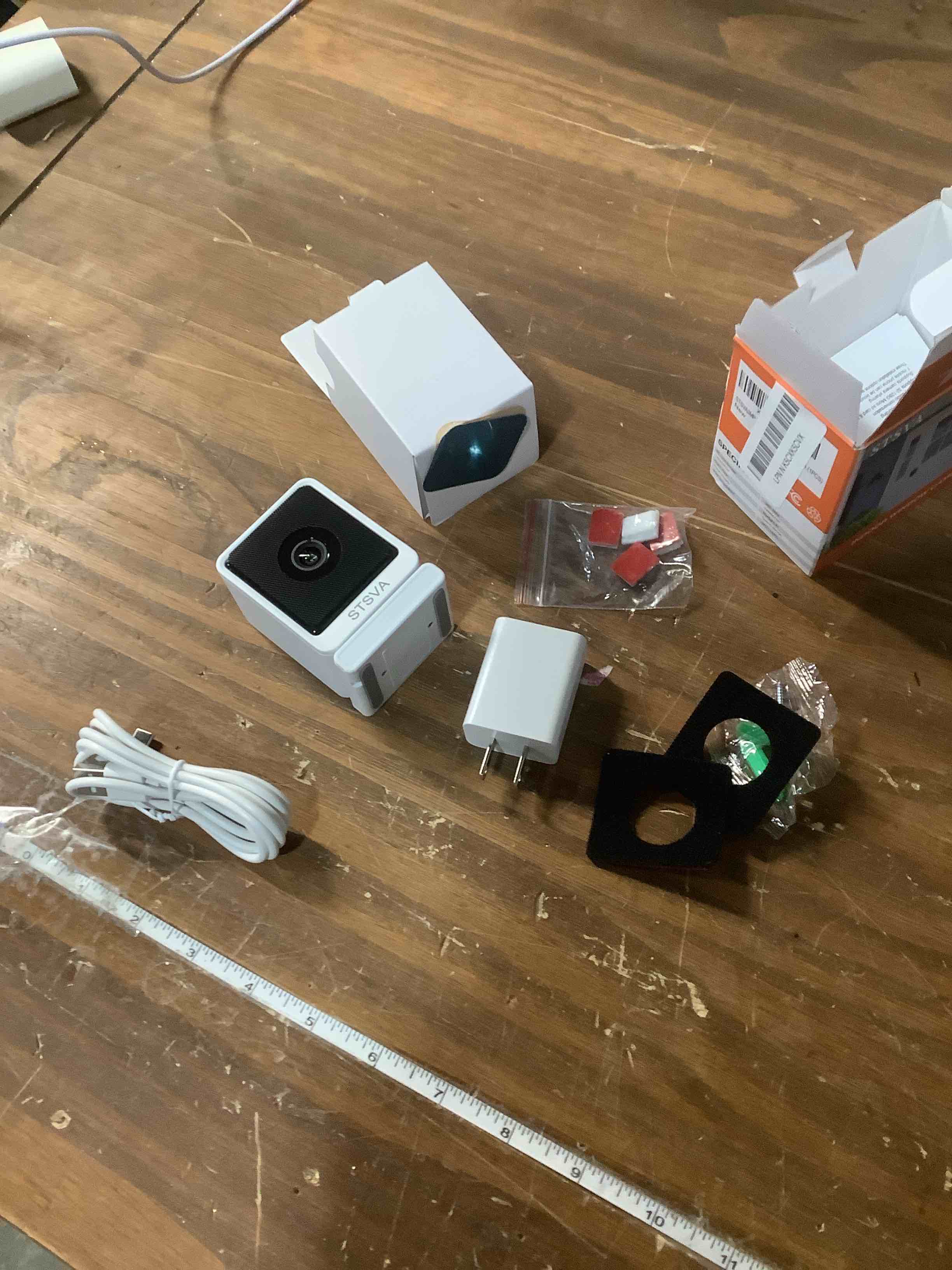 Condition photo showing Good Condition for 3MP 2K Window Security Camera,2.4G&5G WiFi Indoor Camera for Home with Color Night Vision,24/7 Recording,Motion Detection,Support SD Card and US Cloud Storage.(1PCS) Startlight Night Vision-1pcs