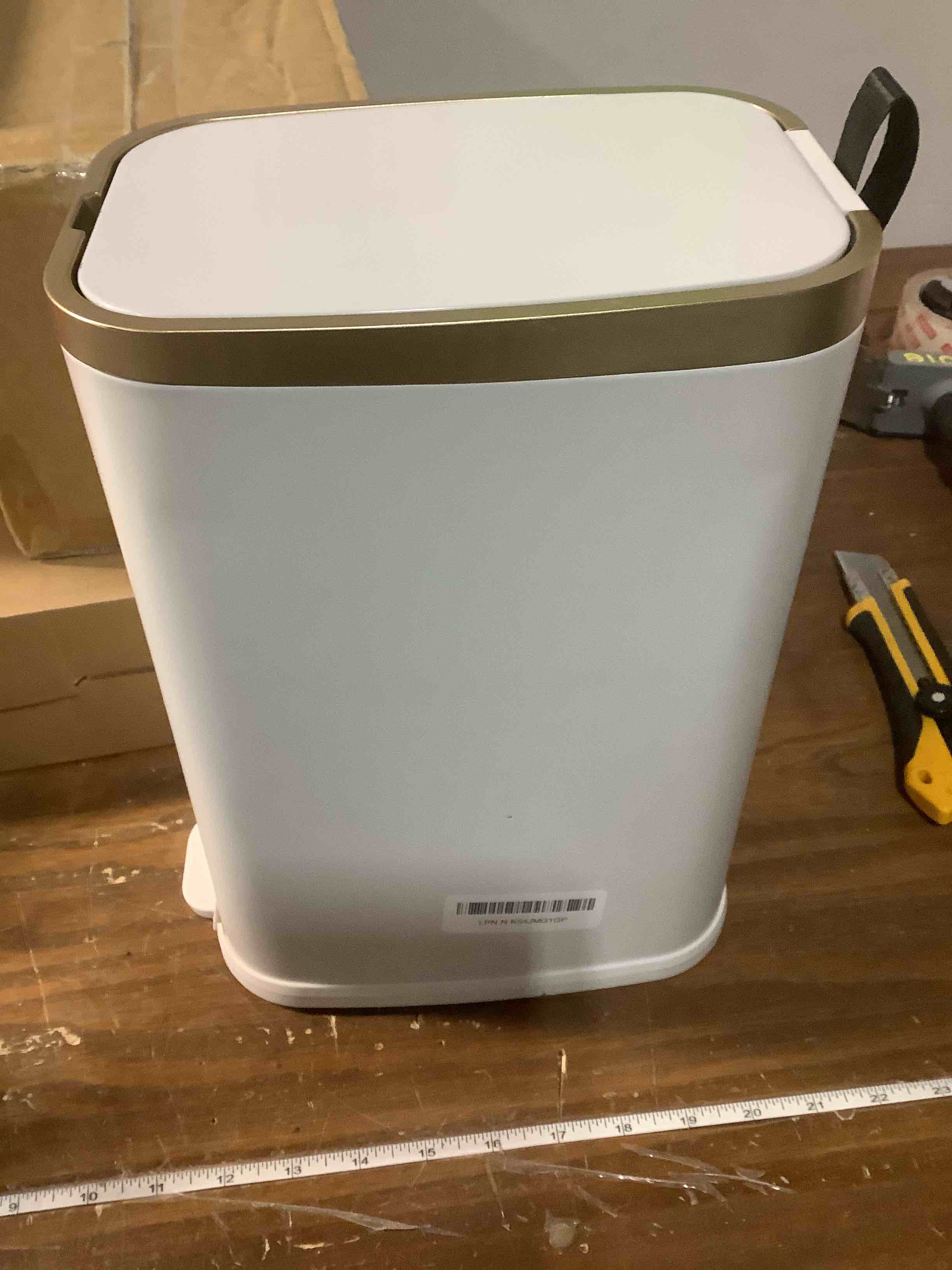 Condition photo showing Good Condition for CEROELDA Small Bathroom Trash Can with Lid Soft Close-5L/1.3 Gal Slim Garbage Can-Metal Step Wastebasket-Rectangle Narrow Waste Bin for Office, Bedroom, Toilet, Live Room-White White 1.3 Gallon
