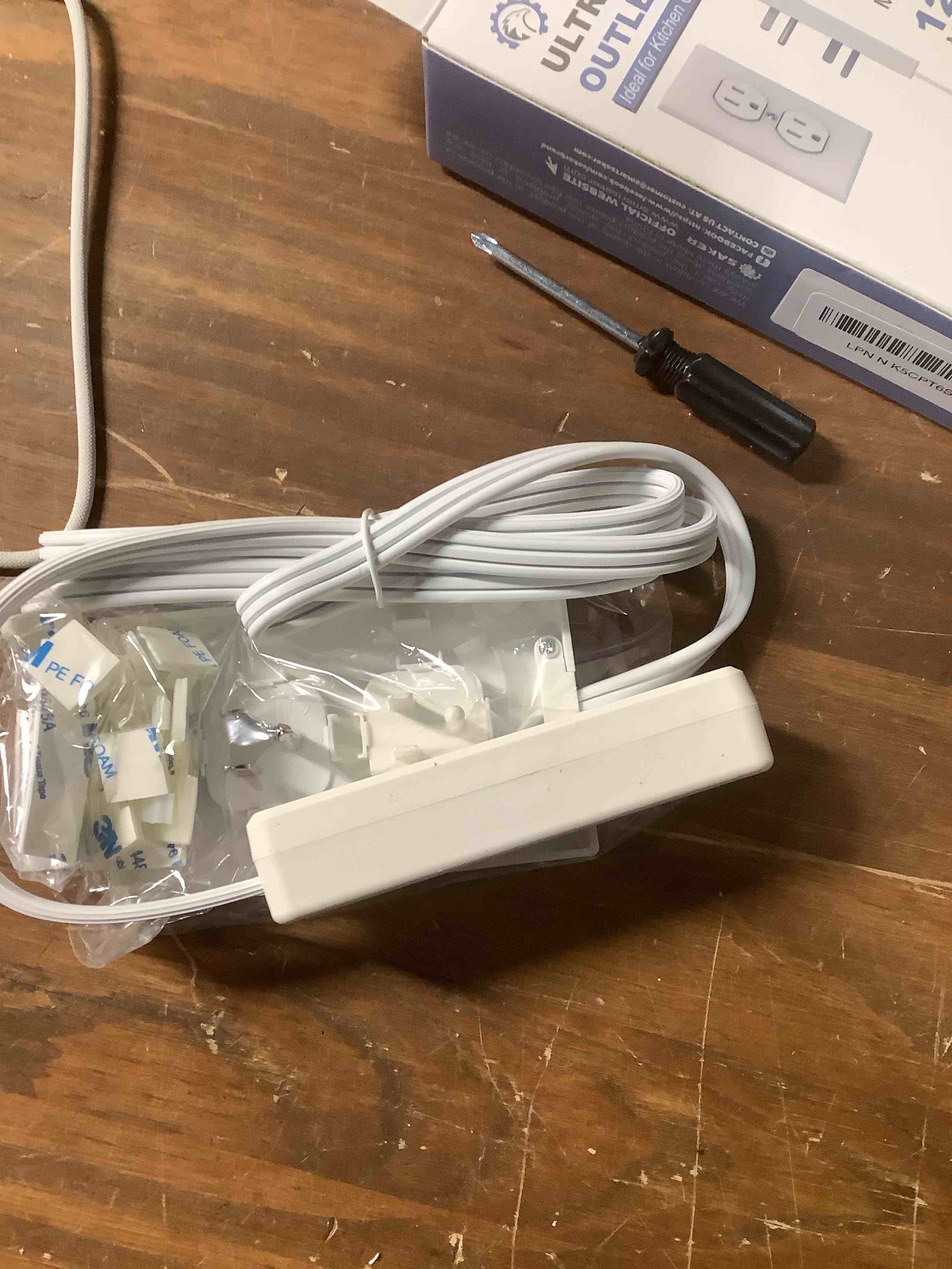 Condition photo showing Good Condition for Saker Outlet Concealer Power Strip | 5ft Flat Plug Extension Cord with 3 Outlets,1625W | Universal Size Baby Proof Outlet Cover Extension Cord for Kitchen, Home and Office