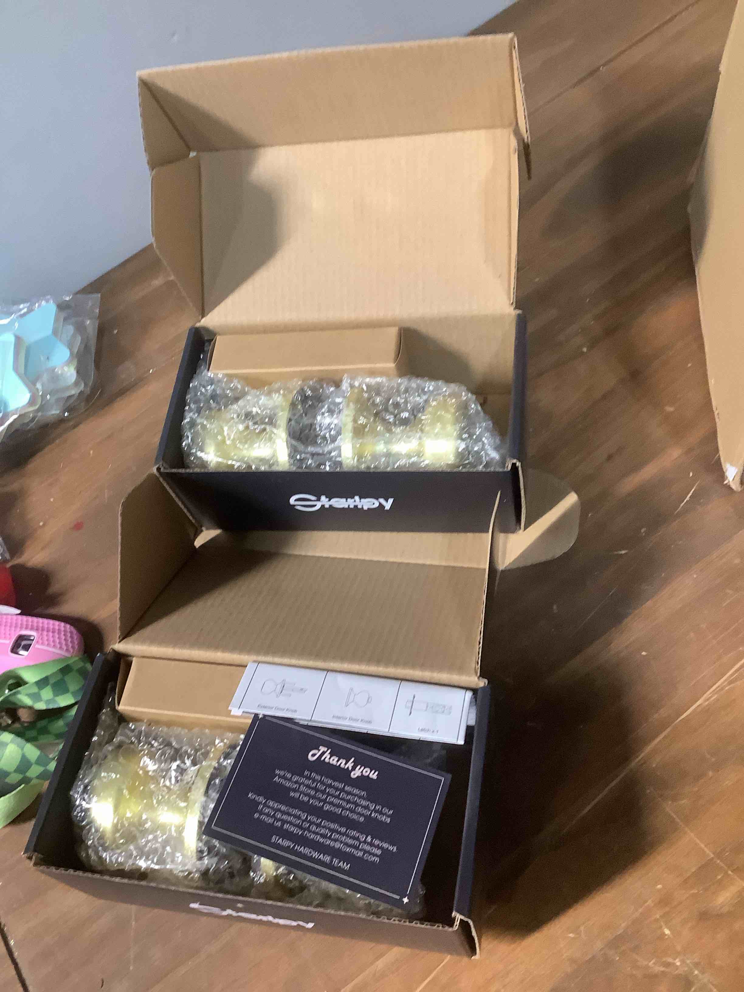 Condition photo showing Good Condition for 2 Pack Interior Gold Door Knobs,Satin Brass Pismo Door Knob for Hall & Closet 2-Passage Round Gold