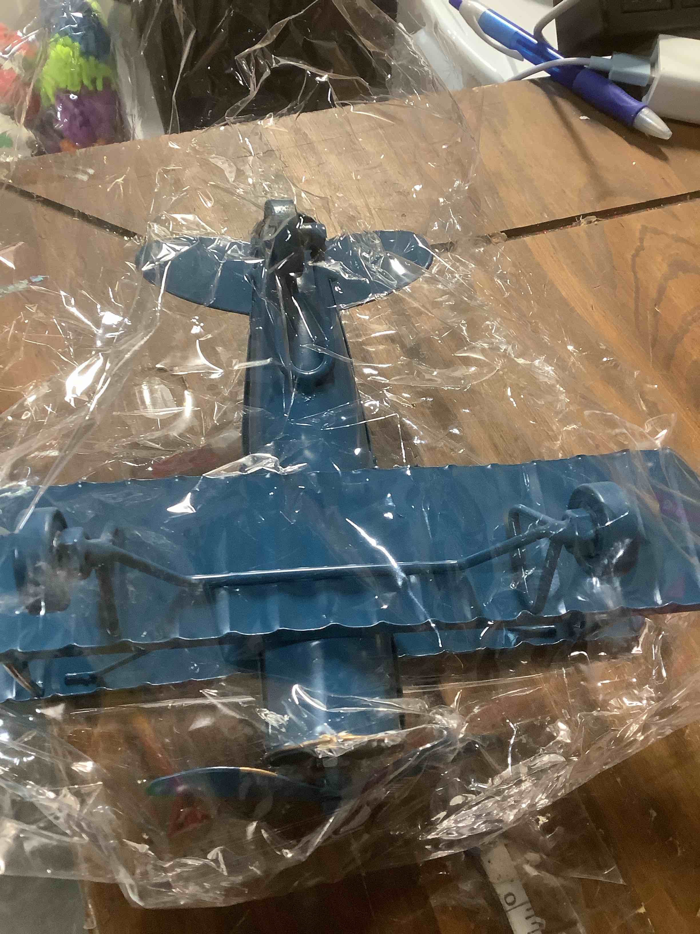 Condition photo showing Good Condition for Tyenaza Vintage Airplane Decor, Metal Iron Aircraft Biplane Model Retro Hanging Plane Handicraft Ornament for Christmas Birthday Gifts, Home Decor Photo Props(Blue)