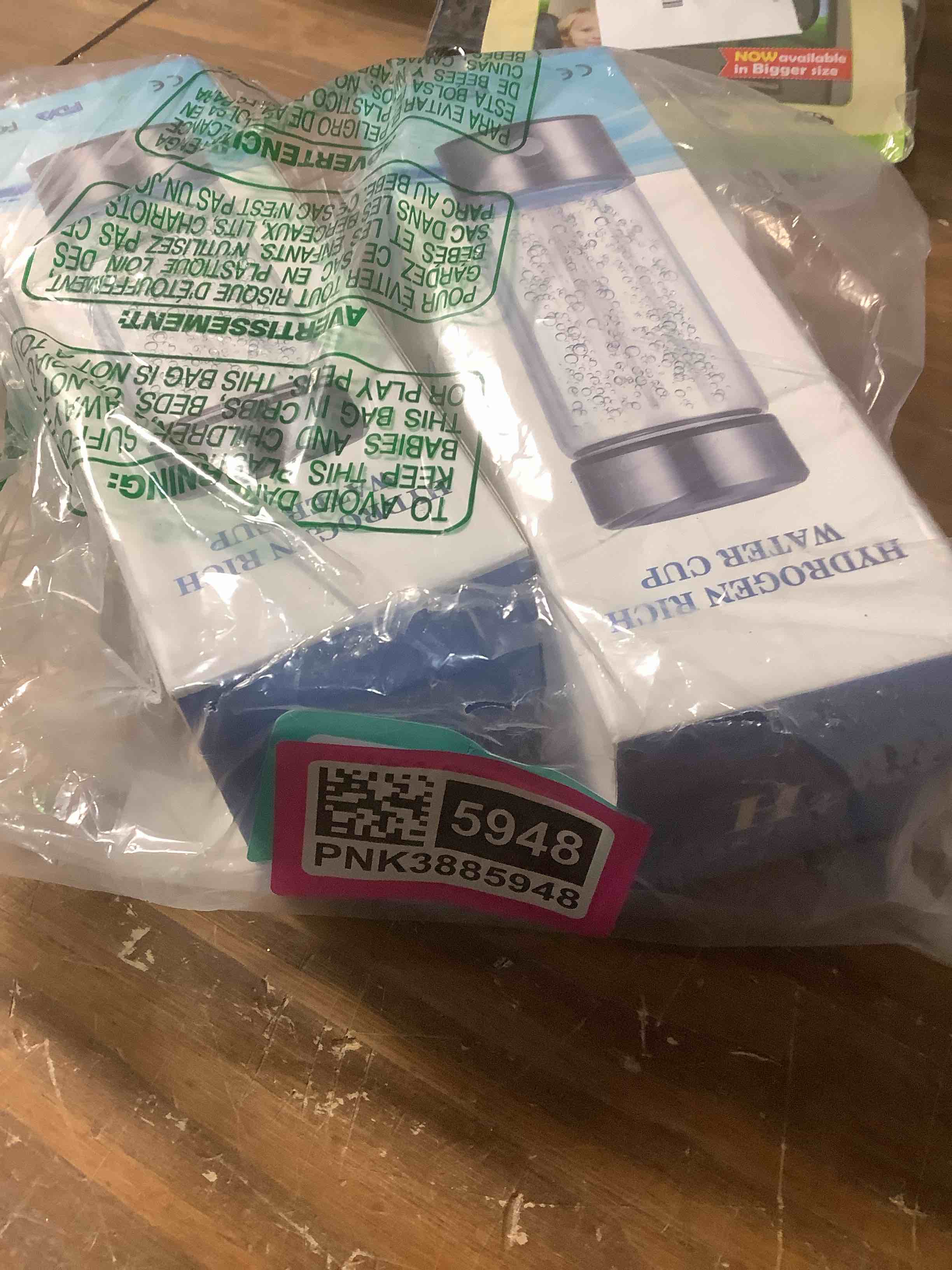 Condition photo showing Good Condition for Hydrogen Water Bottle Generator 2 Pack 2025 w SPE/PEM Tech Water Ionizer, Portable Hydrogenated Water Machine Improve Water in 3 Minutes Hydrogen Rich Silver hydrogen water bottle-Pack Silver 1