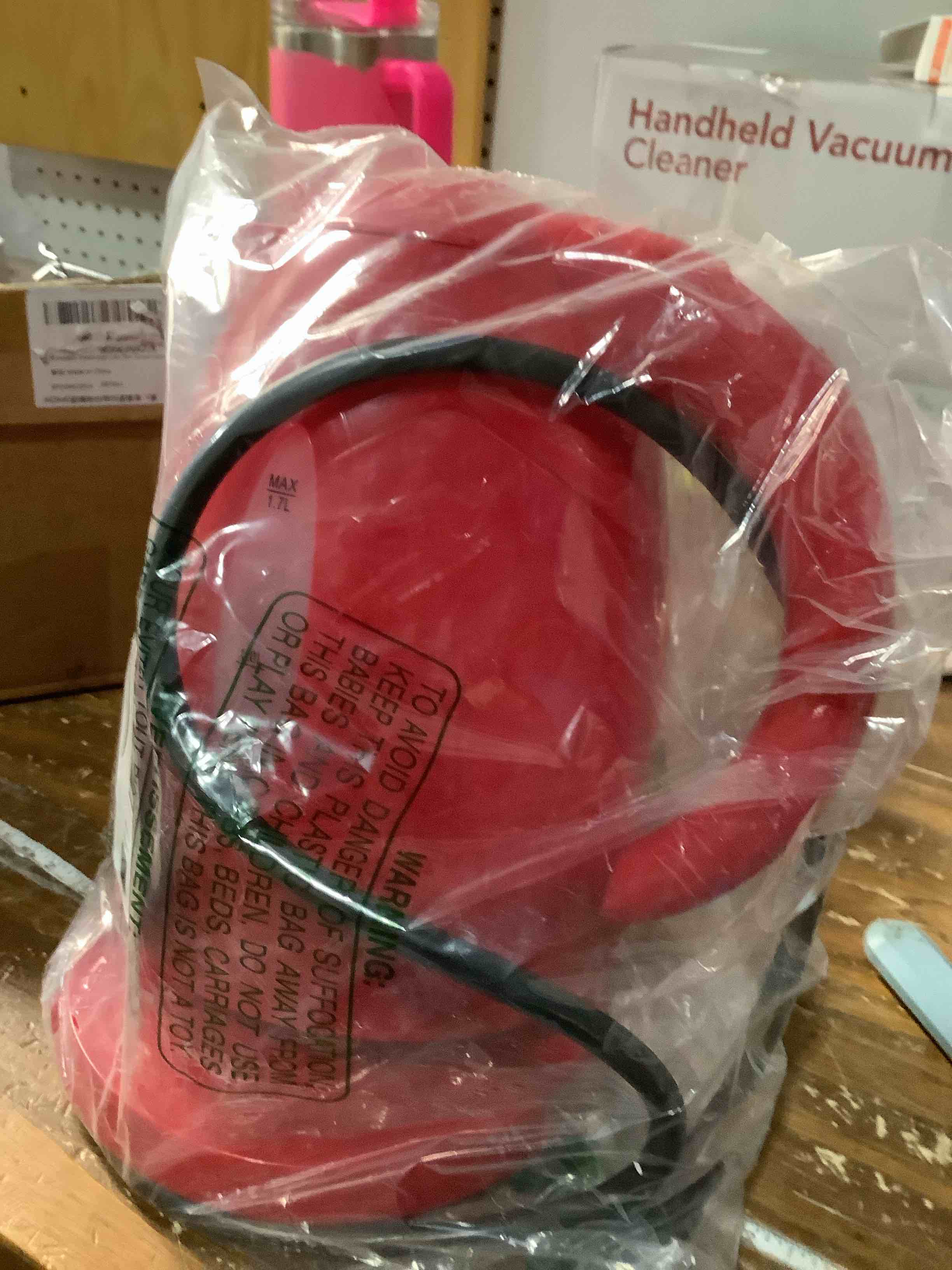 Condition photo showing Good Condition for OVENTE Electric Kettle, 1.7L Fast Boiling Water Heater for Coffee or Tea, BPA Free with Water Level Gauge, Auto Shut-Off, Boil-Dry Protection, Indicator Light and Removable Filter, Red KP72R