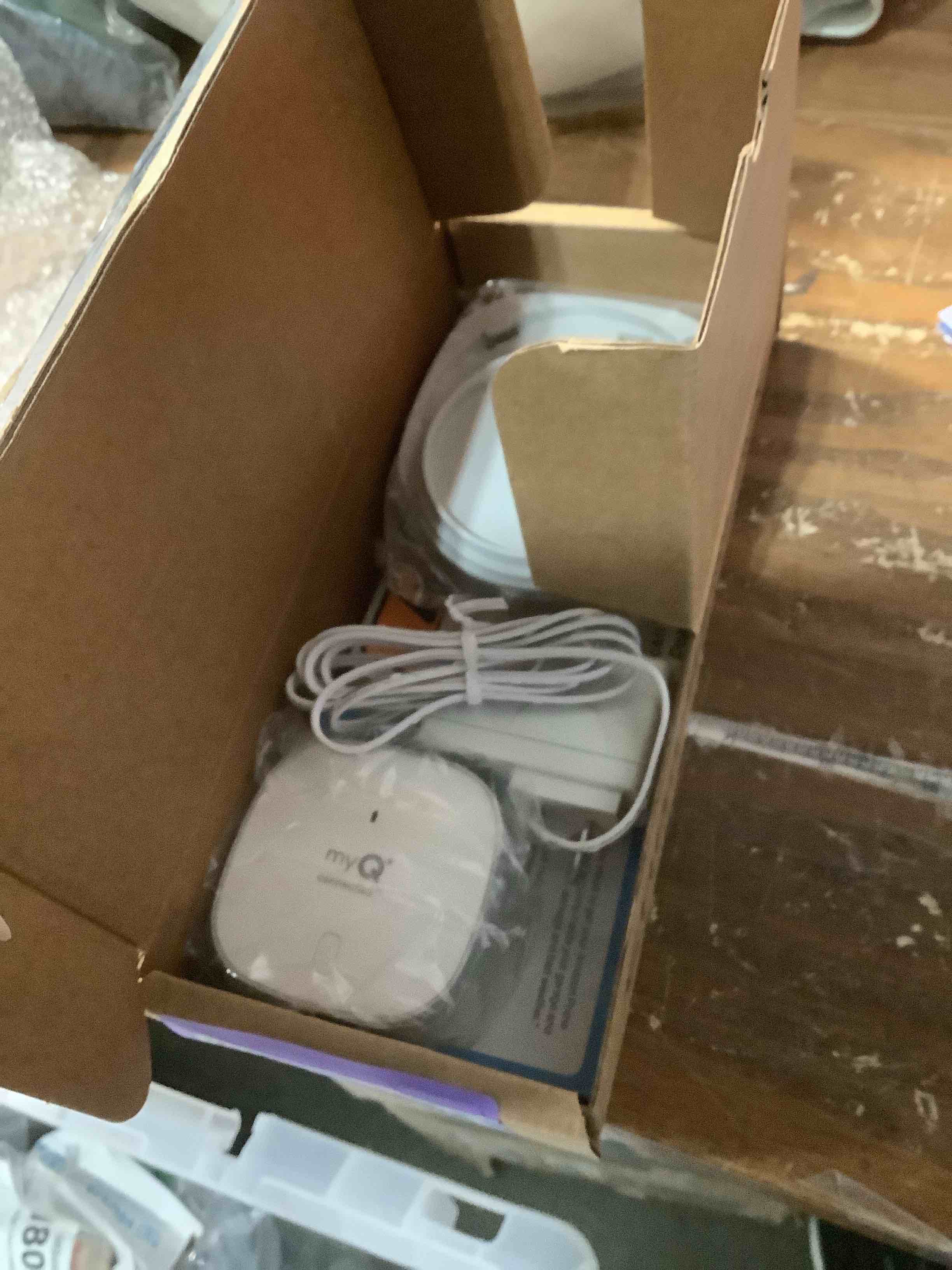 Condition photo showing Good Condition for CHAMBERLAIN Smart Garage Control - Wireless Garage Hub and Sensor with Wifi & Bluetooth - Smartphone Controlled, myQ-G0401-ES, White