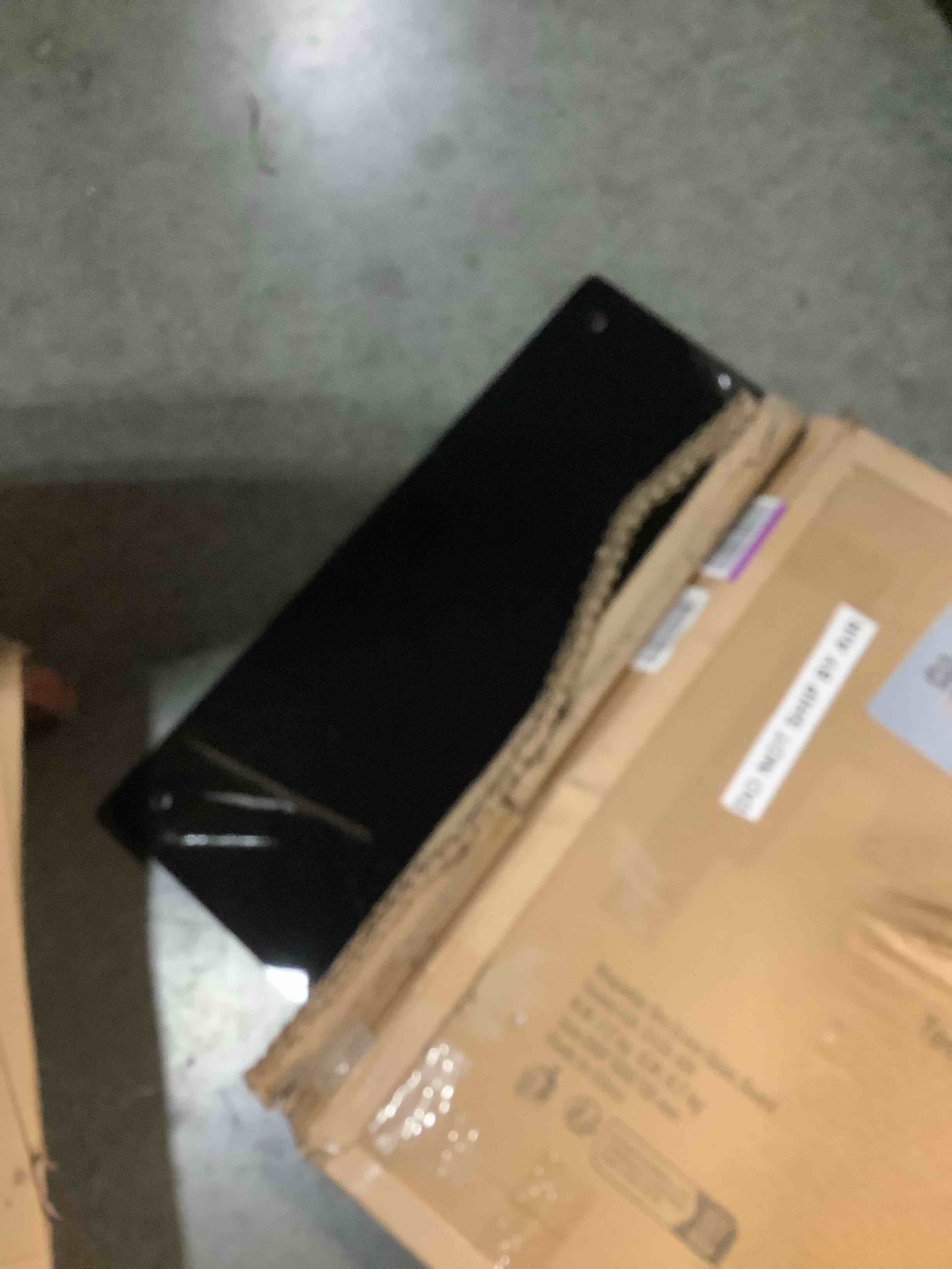 Condition photo showing Good Condition for VEVOR Magnetic Glass Whiteboard, Dry Erase Board 36"x24", Wall-Mounted Large White Glassboard Frameless, with Marker Tray, an Eraser and 2 Markers, Black glass whiteboard 36 x 24 inches Black