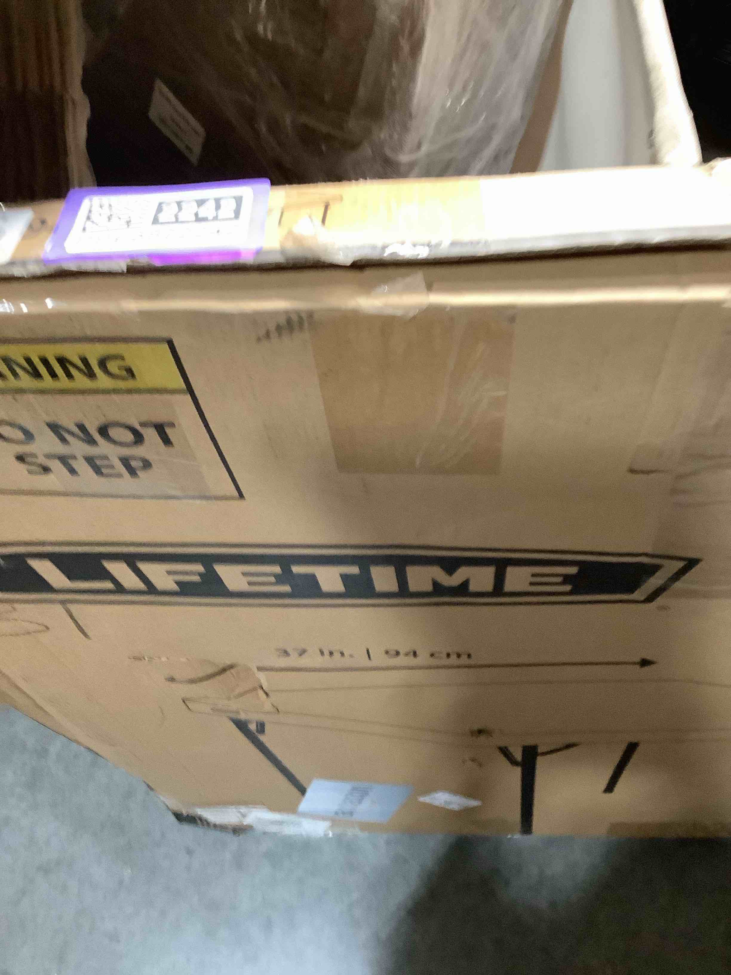 Condition photo showing Good Condition for LIFETIME 80783 37-Inch Commercial Grade Square Folding Card Table, White Granite White Granite Modern