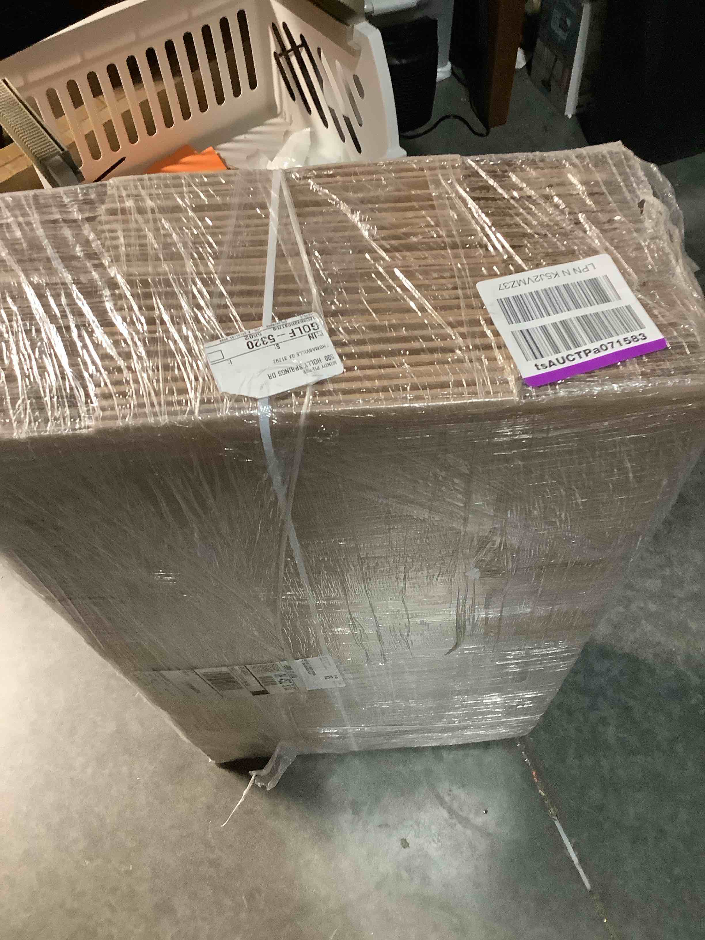 Condition photo showing Good Condition for TAPE LOGIC 24x8x8 Long Corrugated Boxes, Long, 24L x 8W x 8H, Pack of 25 | Shipping, Packaging, Moving, Storage Box for Home or Business, Strong Wholesale Bulk Boxes 24" x 8" x 8" Kraft