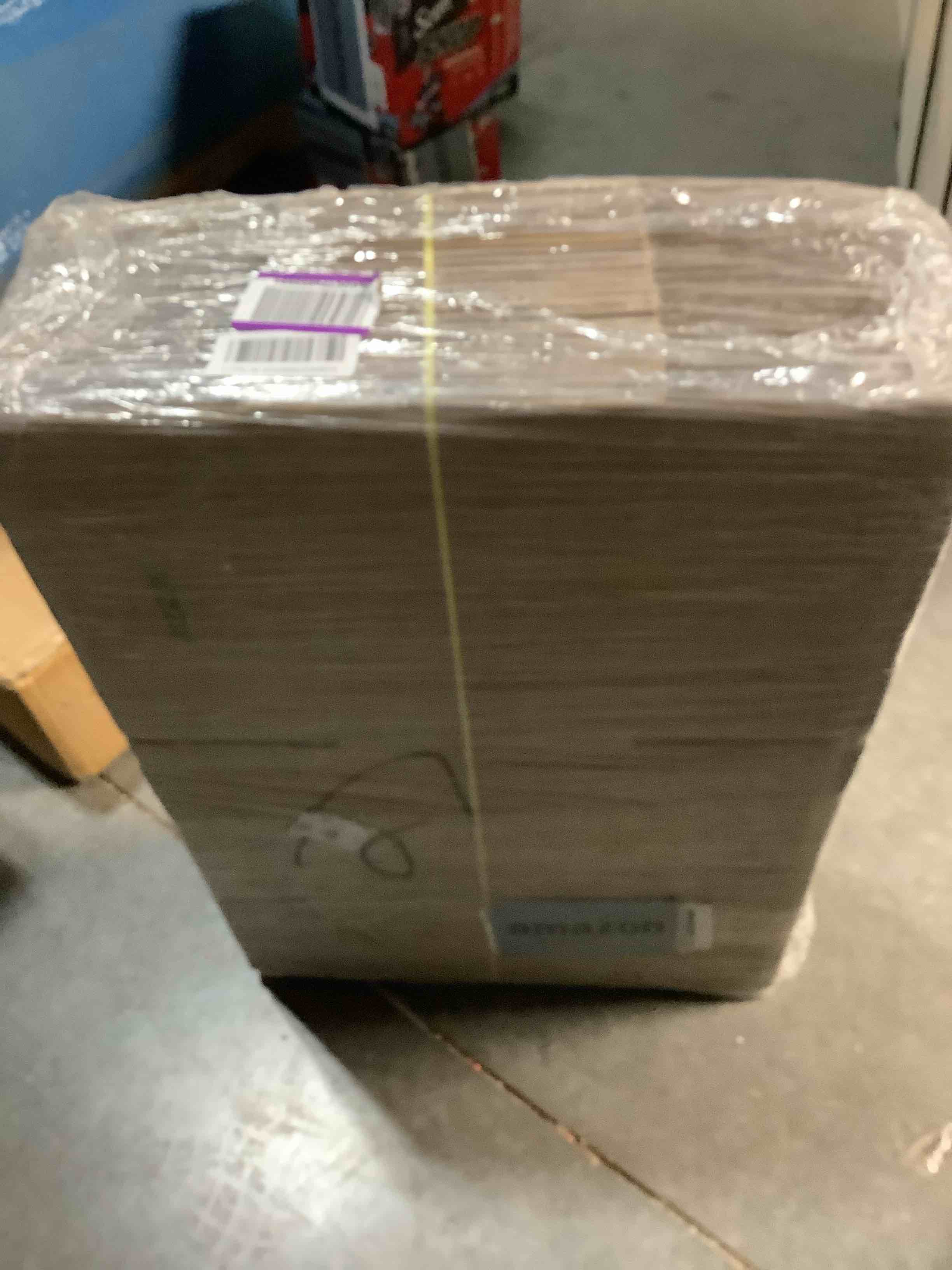 Condition photo showing New/Like New for Aviditi 18128 Corrugated Cardboard Box 18" L x 12" W x 8" H, Kraft, For Shipping, Packing and Moving (Pack of 25)